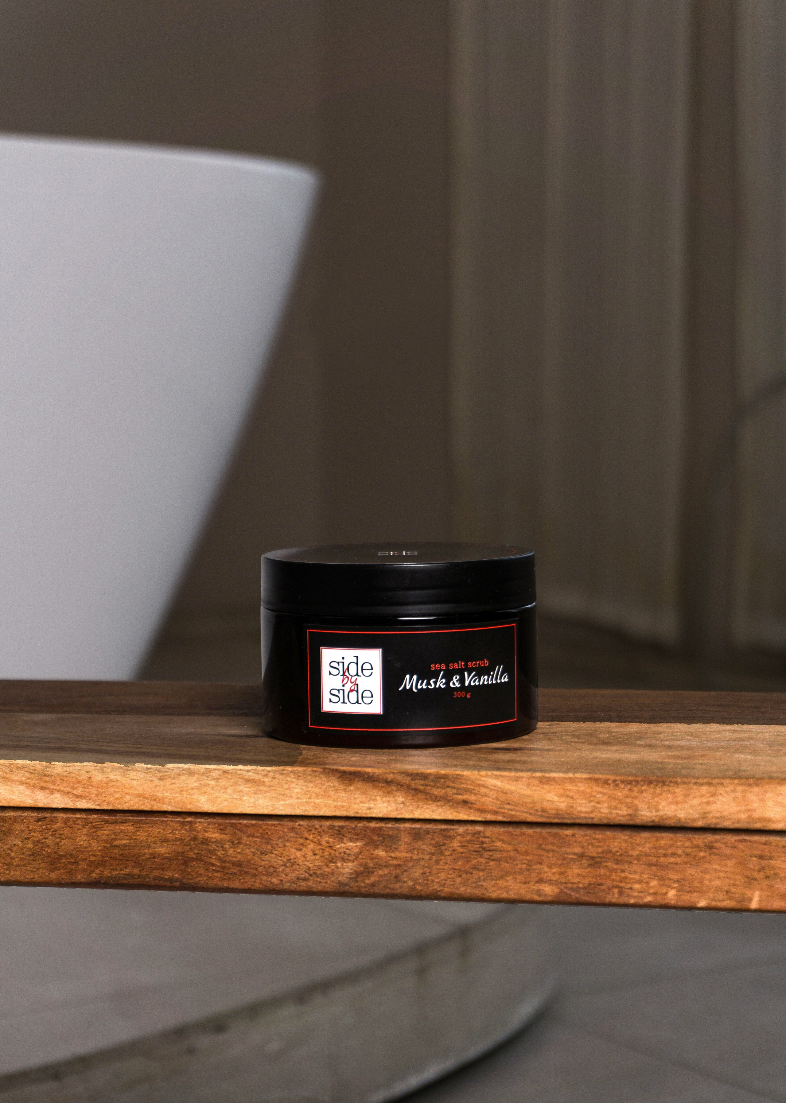 Side by side. Фотограф