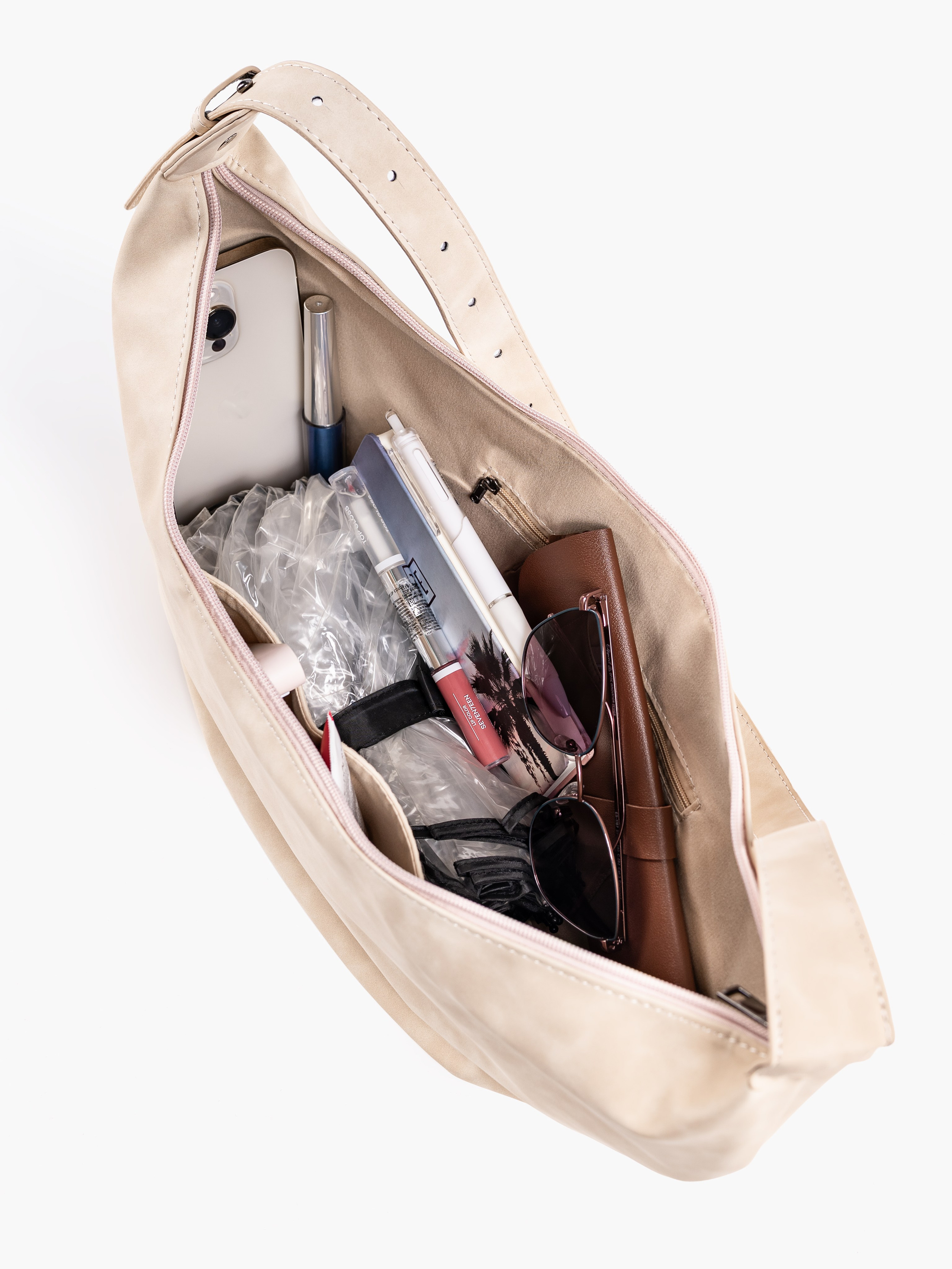 Q Сумки хобо серия 1. Предметный фотограф, фото для маркетплейсов Пятигорск, КМВ