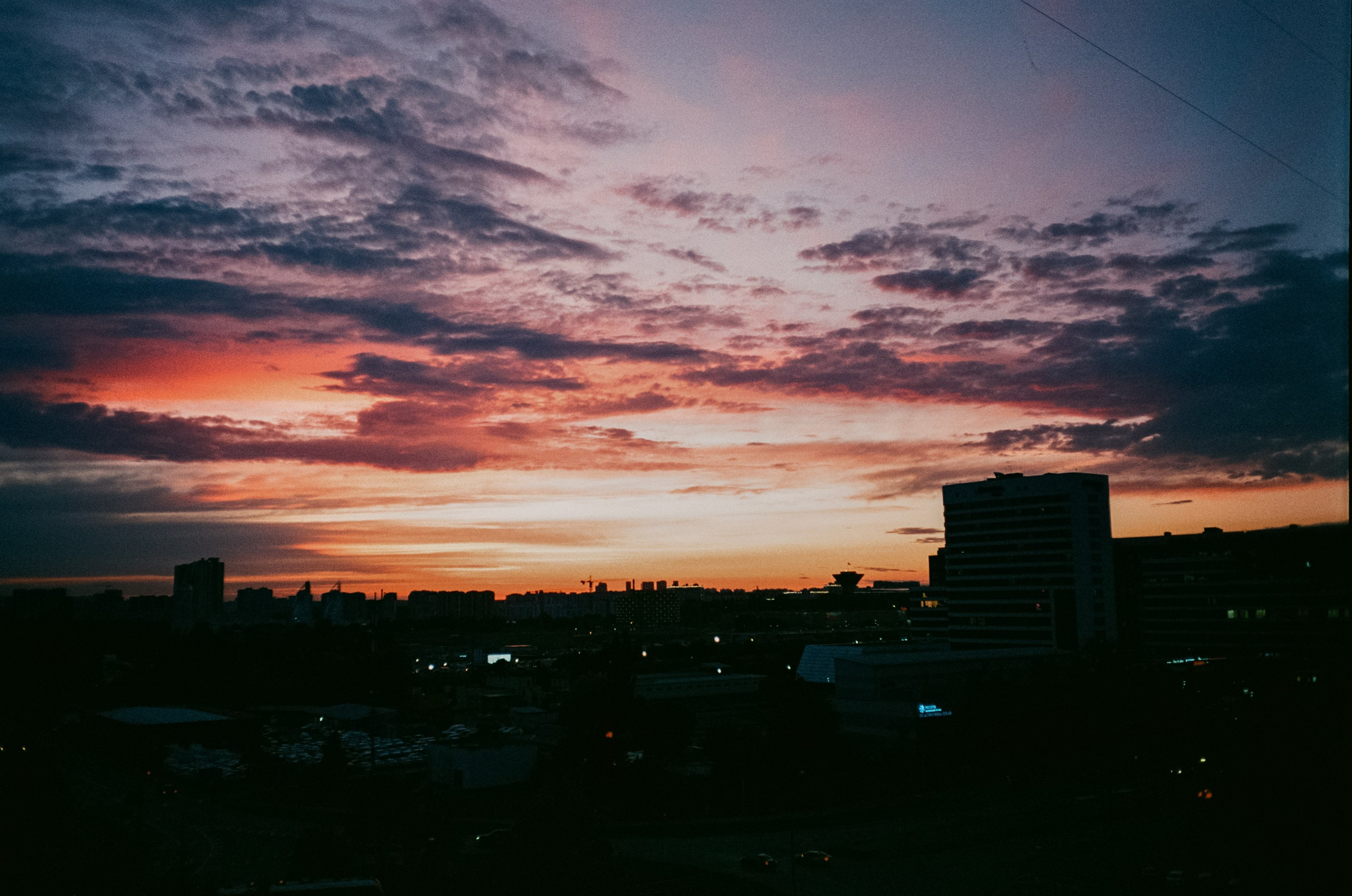 Ricoh MF-1 / Fujifilm X-tra 400 (просрочка) / Закат Строгино, Давыдовс