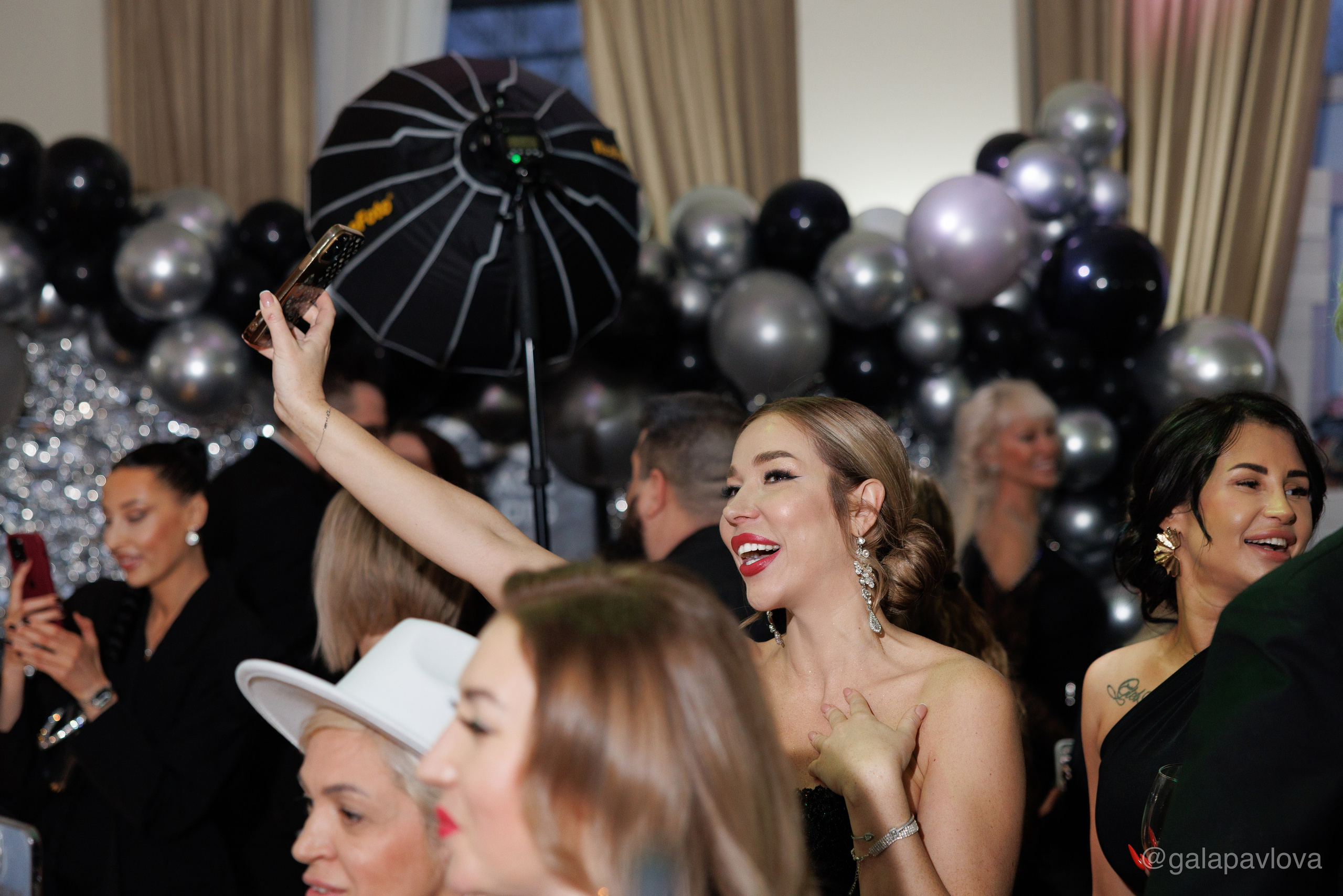 Media Brands Awards 2025. Женский и семейный фотограф в Москве Павлова Галина