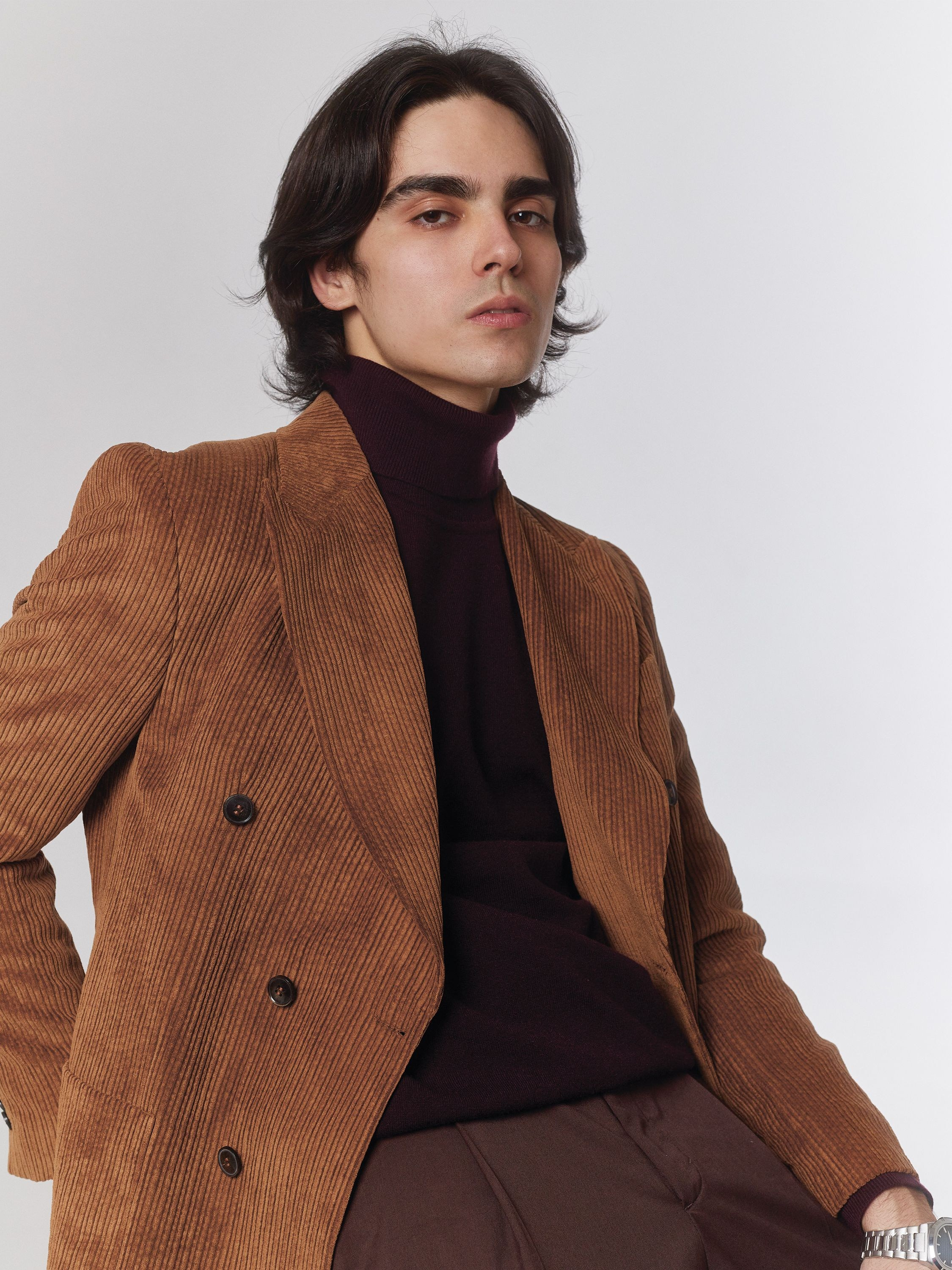 Timur. N10 MODEL MANAGEMENT