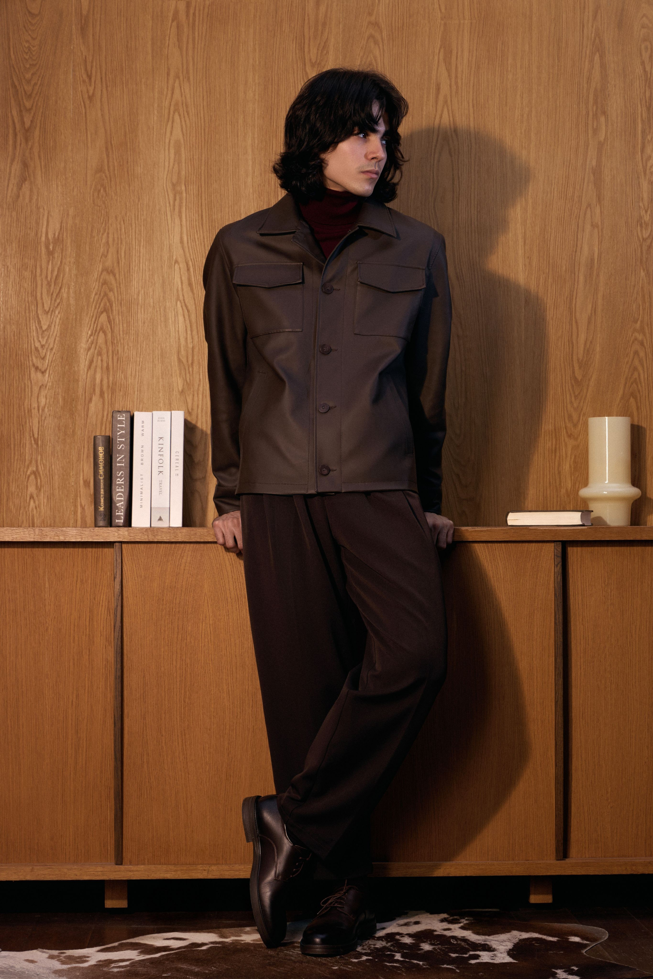 Timur. N10 MODEL MANAGEMENT