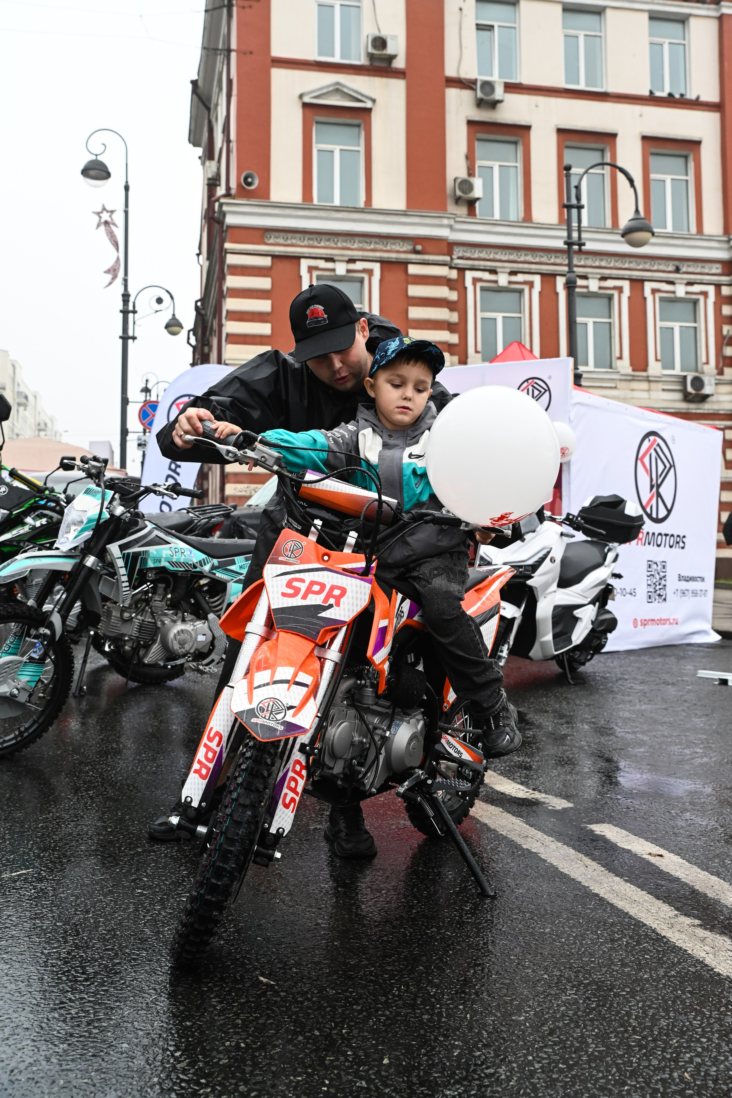 Автосалон 2026 SPR Motors. Репортажный фотограф во Владивостоке Таня Терехина