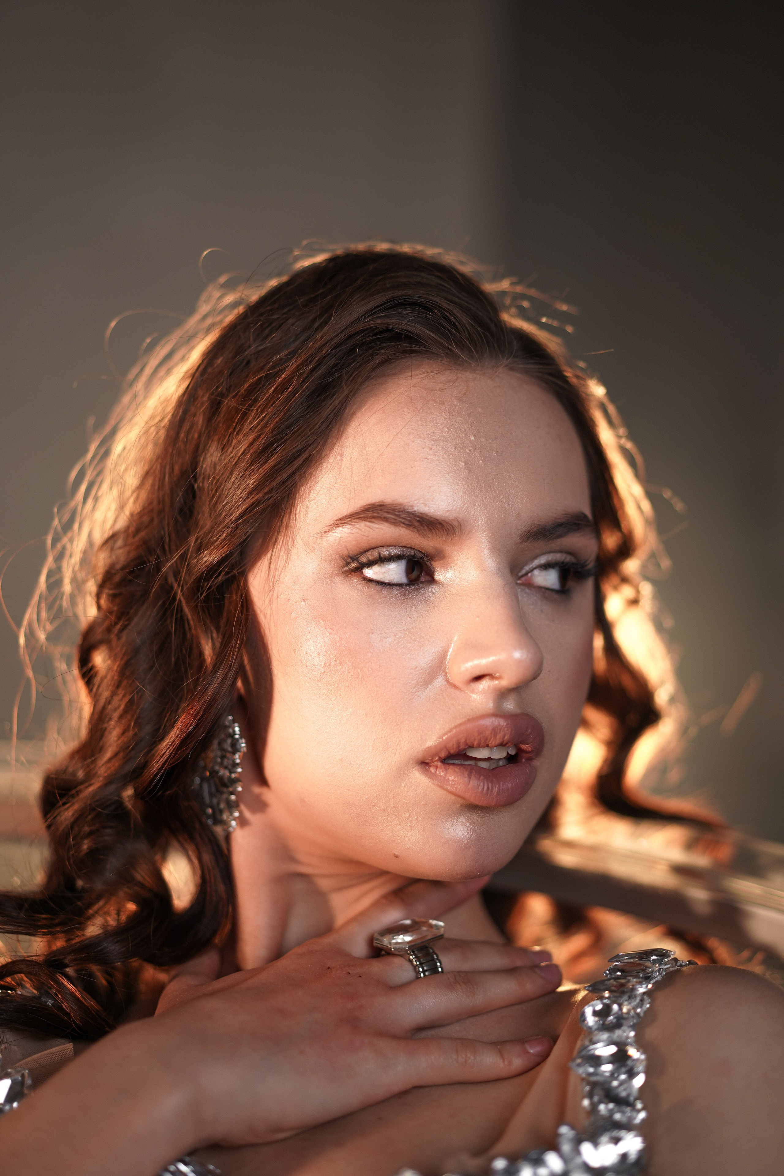 Женский фотограф в Ростове. Бесплатный гардероб. Свадебный фотограф в Ростове-на-Дону. Таинство Крещения и Венчания, семейные фотосессии. Алёна Чёботова