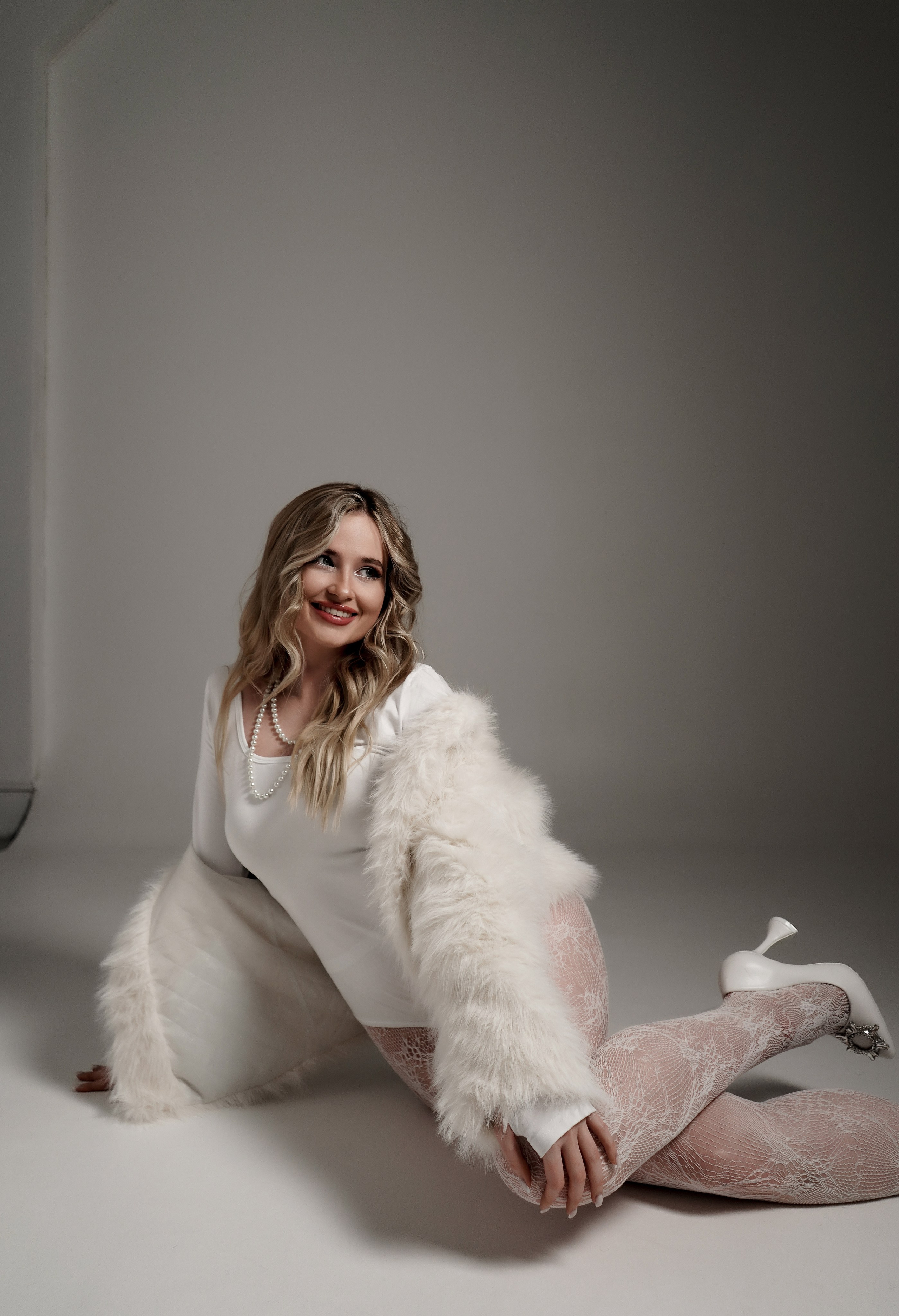 Женский фотограф Ростов-на-Дону. Фотосессия в фотостудии. Анастасия. Свадебный фотограф в Ростове-на-Дону. Таинство Крещения и Венчания, семейные фотосессии. Алёна Чёботова