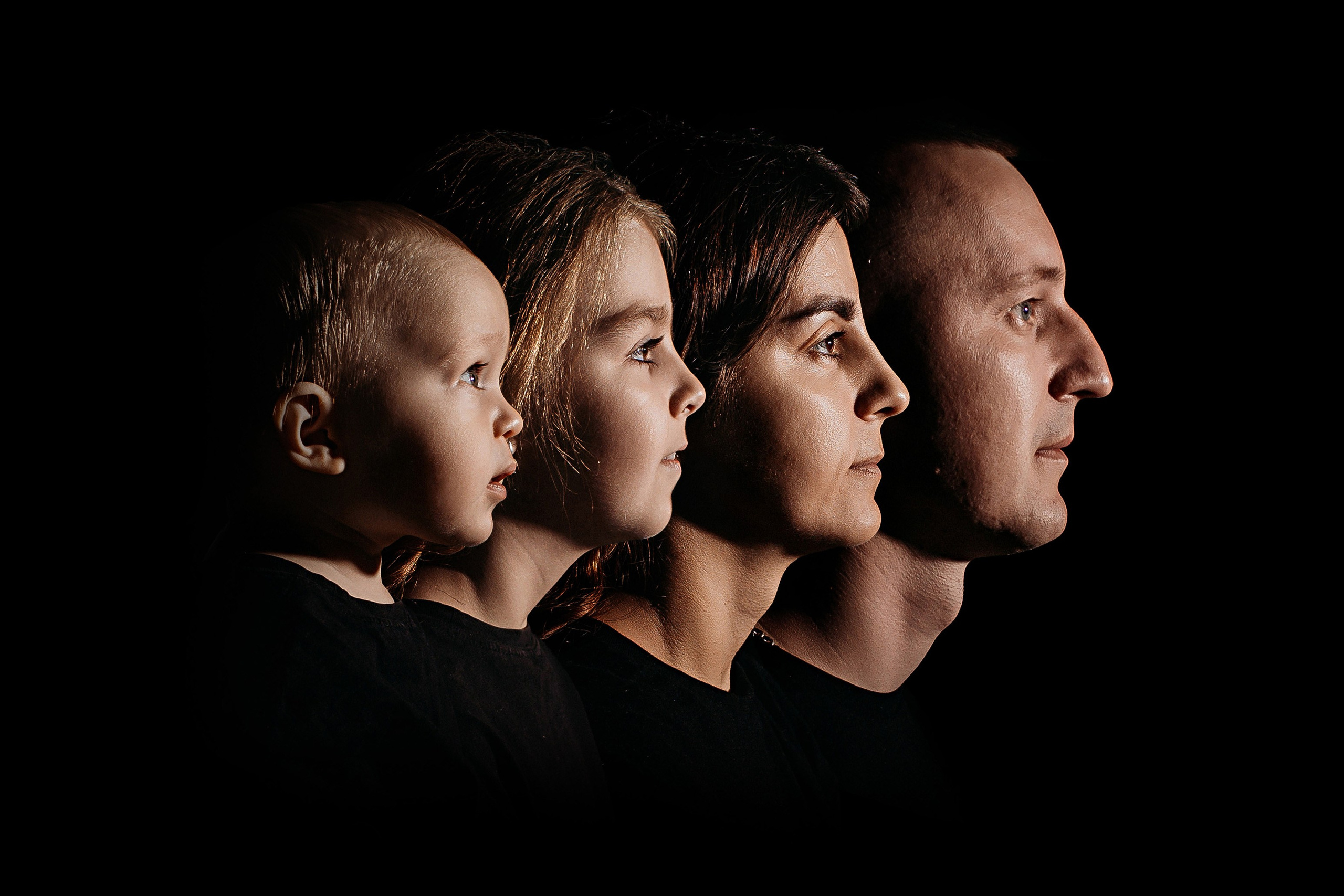 Профили. Семейный фотограф Тюмень, фотограф на роды Салмина Мария