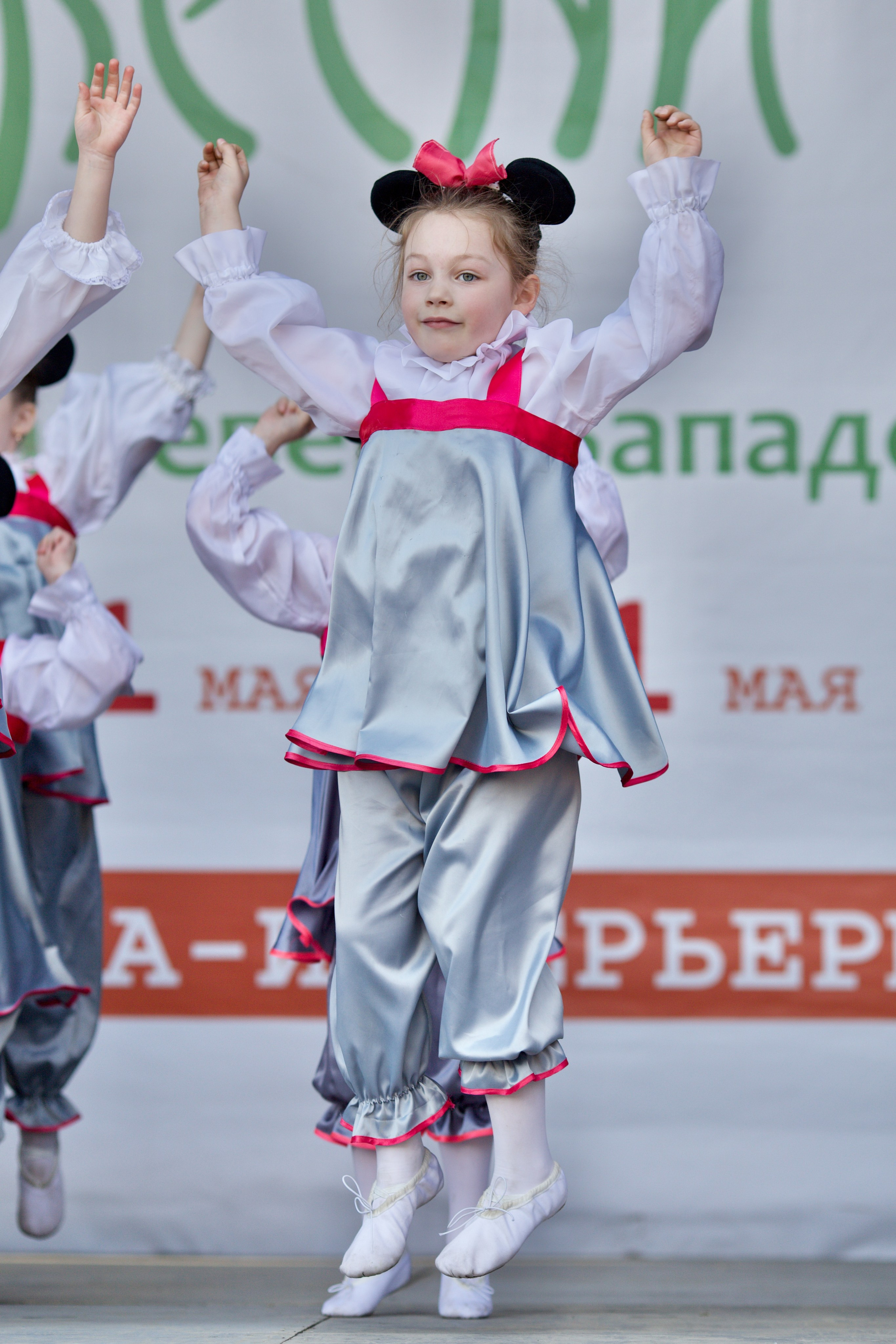 Разные выступления. Школьные выпускные альбомы в Москве Марина Николаева