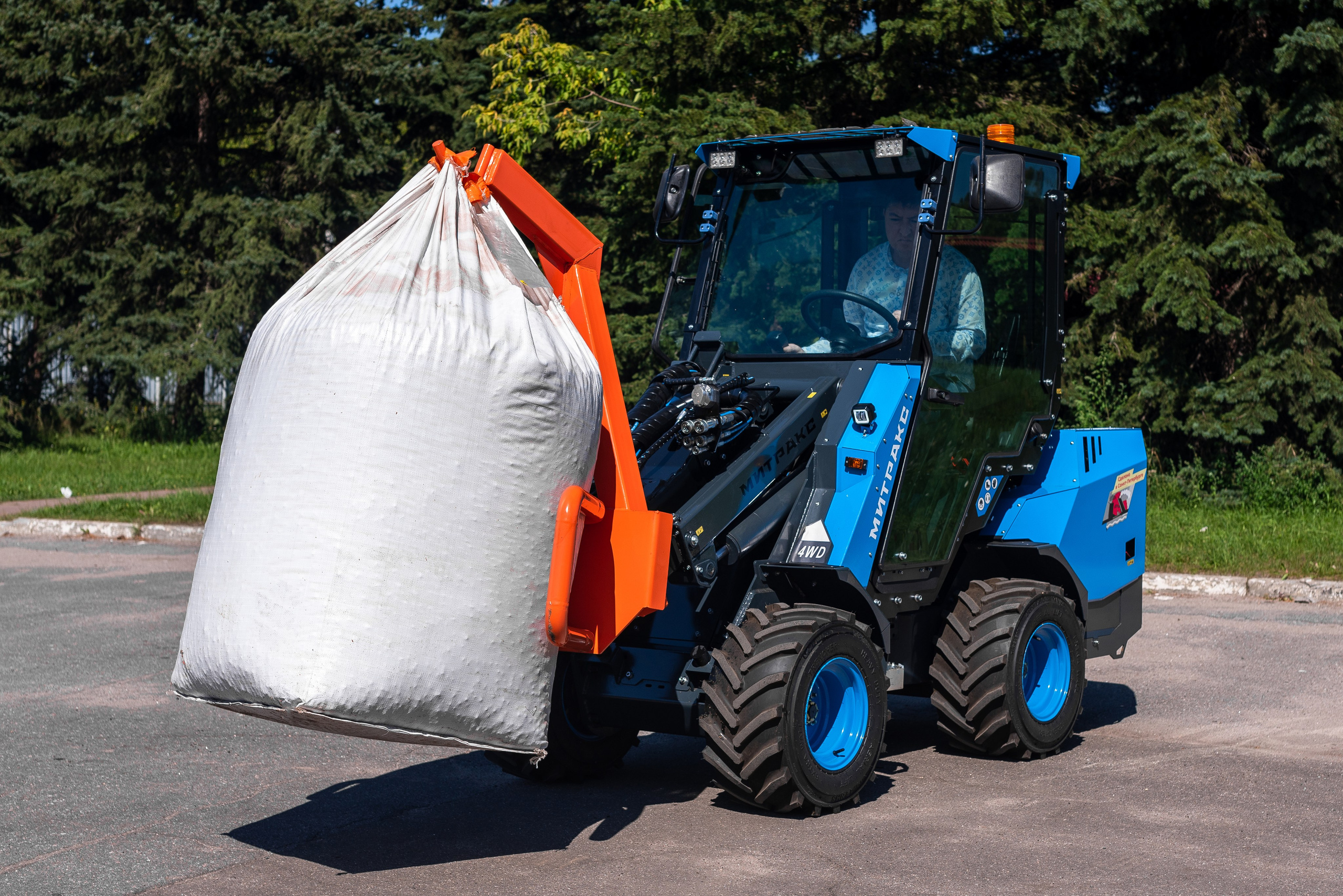 Спецтехника Метатэкс. Автомобильный и интерьерный фотограф в Минске Александр Тагаев