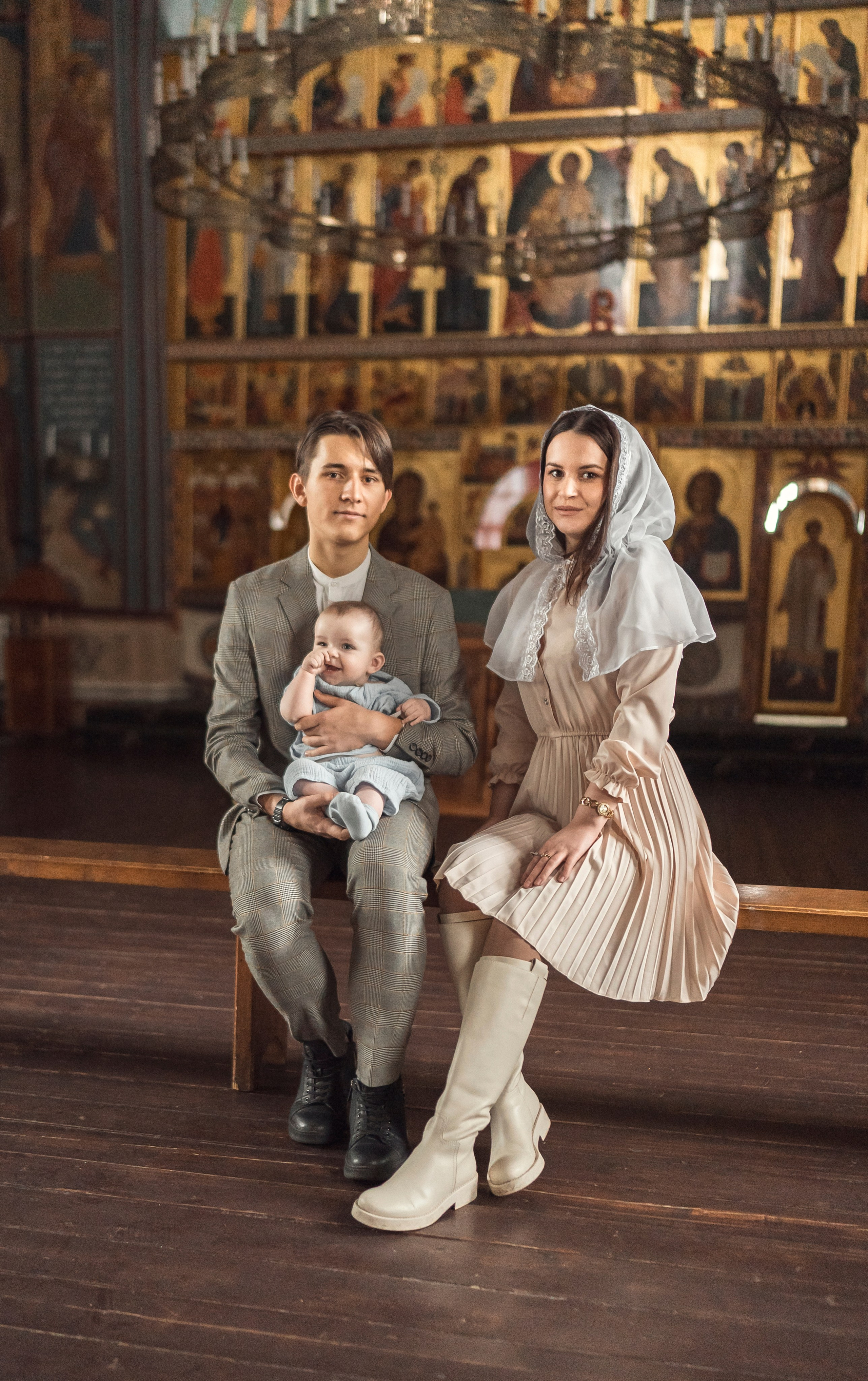 Крещение Демьяна. Успенское. Семейный фотограф и фотограф на таинства в Москве Юлия Калайджян