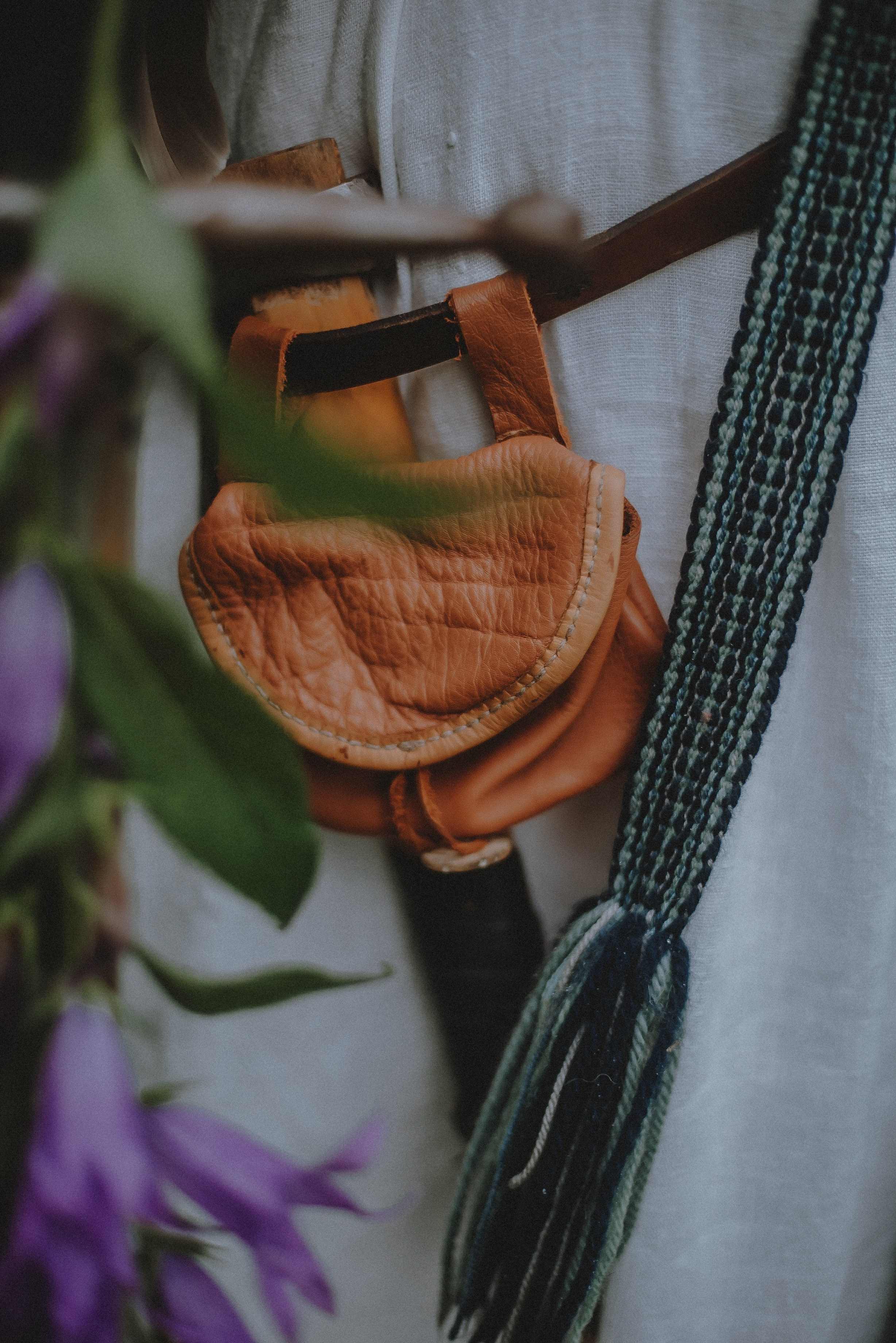 Славянская мифология. Богиня Девана, бог Сварог и волк Ратибор. Свадебный и семейный фотограф в Москве Сажина Кристина КиМ. Свадебный оператор в Москве Сажин Максим