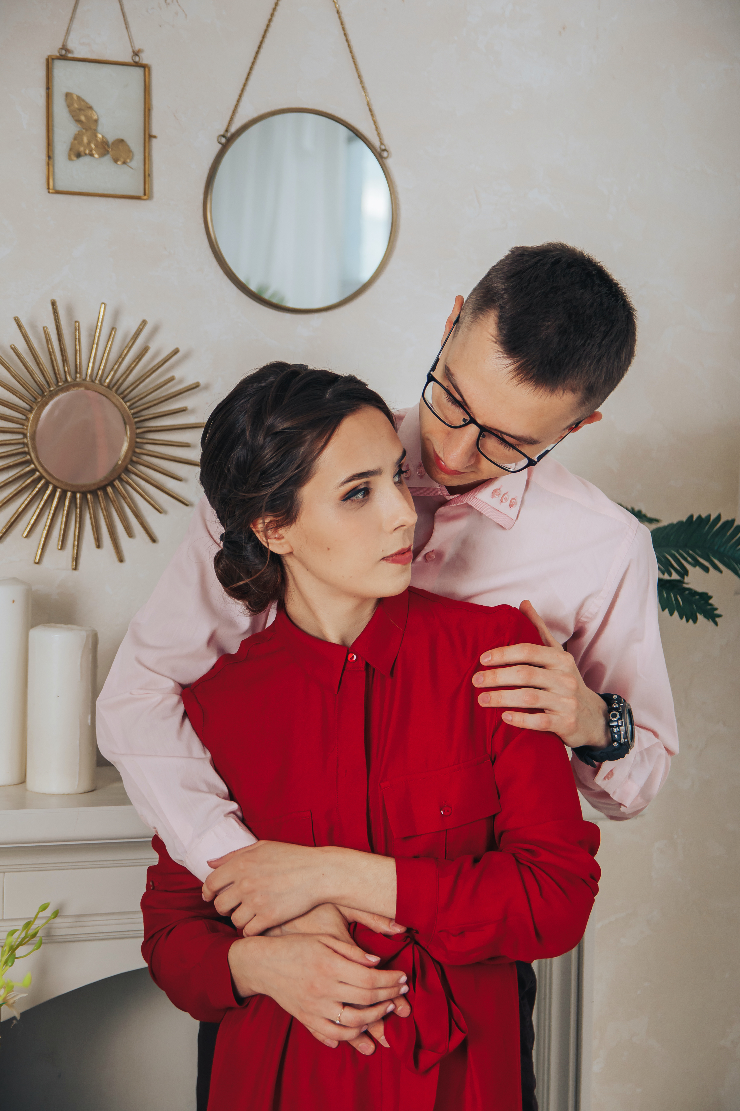 Романтичная лав стори фотосессия для пары в фотостудии Кьют Cute в Тве. Светлана Иванова - профессиональный фотограф