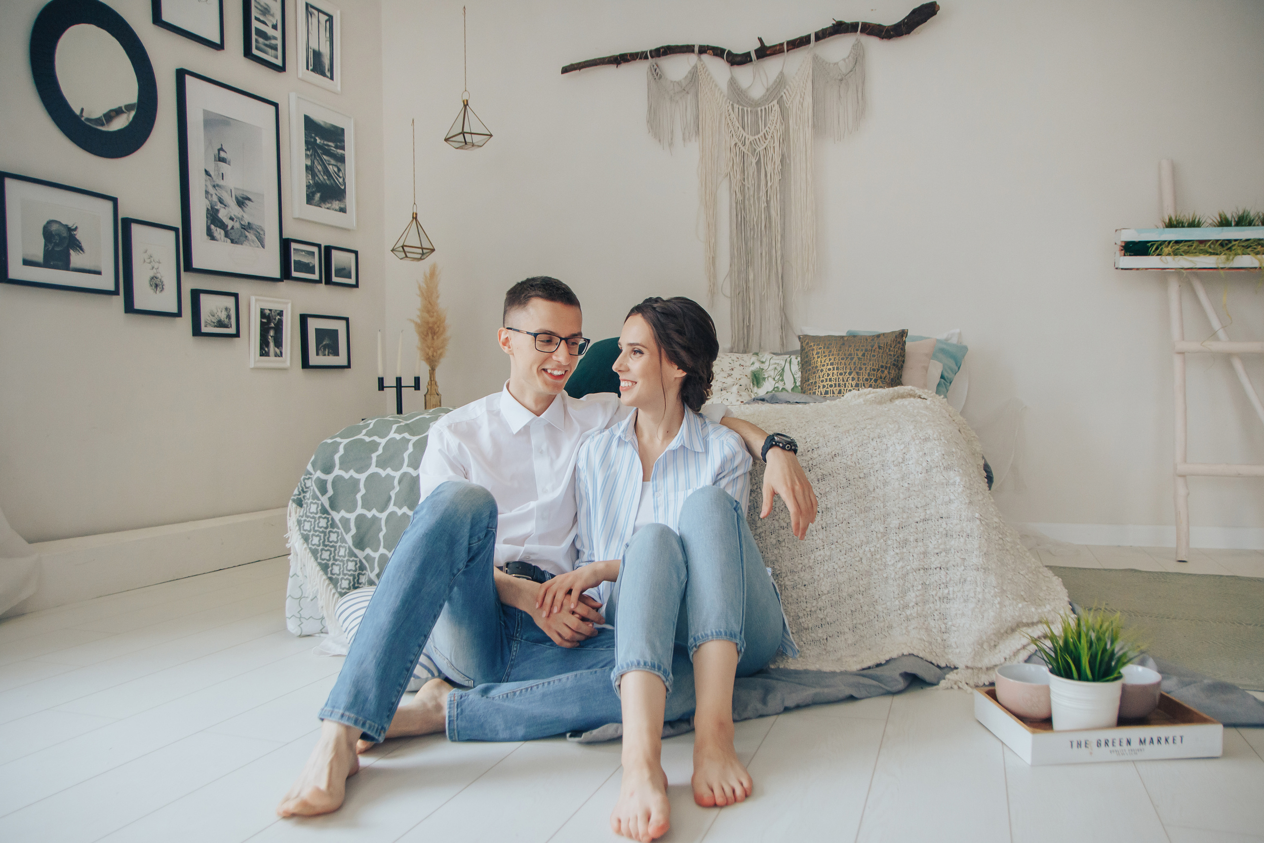 Романтичная лав стори фотосессия для пары в фотостудии Кьют Cute в Тве. Светлана Иванова - профессиональный фотограф