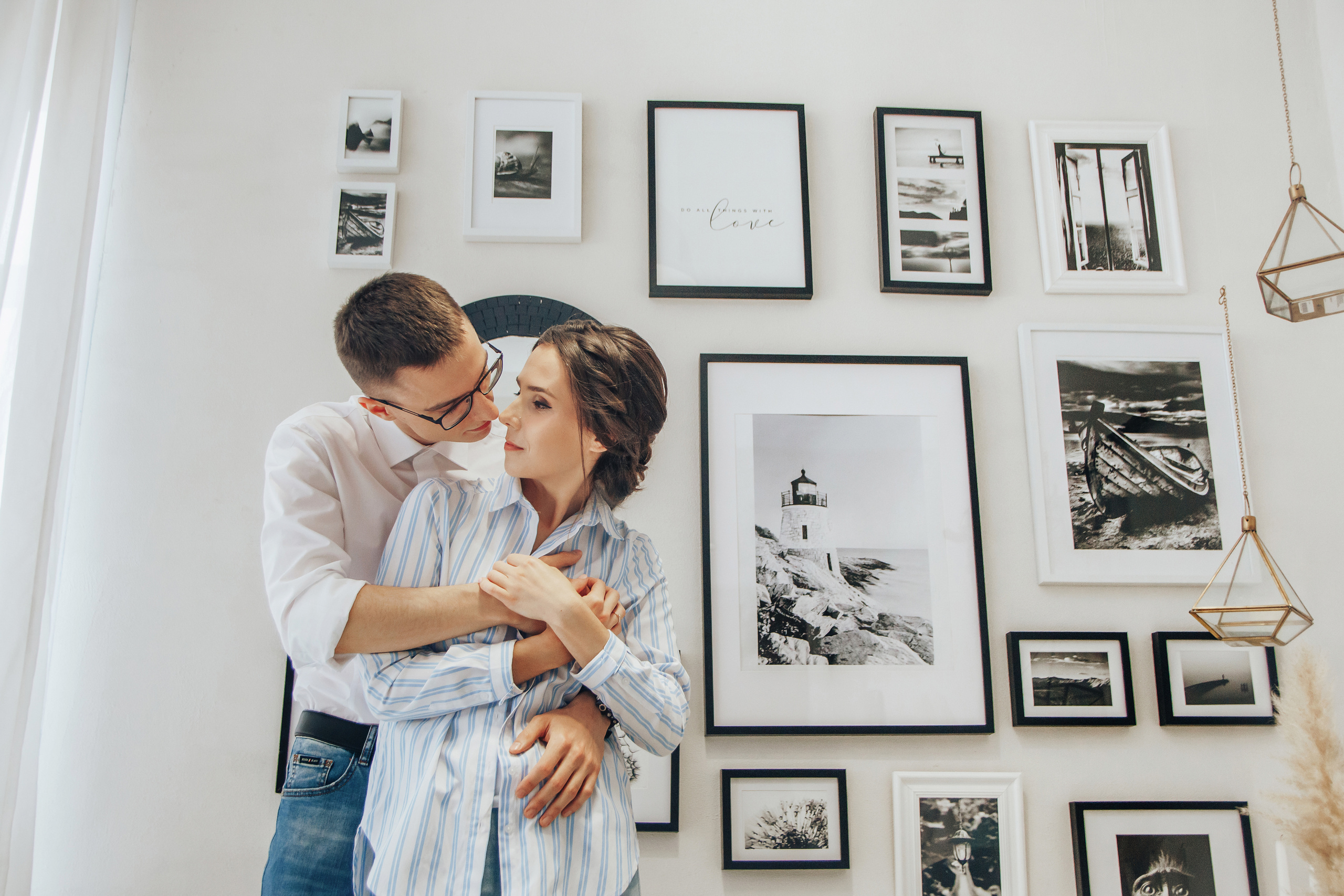 Романтичная лав стори фотосессия для пары в фотостудии Кьют Cute в Тве. Светлана Иванова - профессиональный фотограф