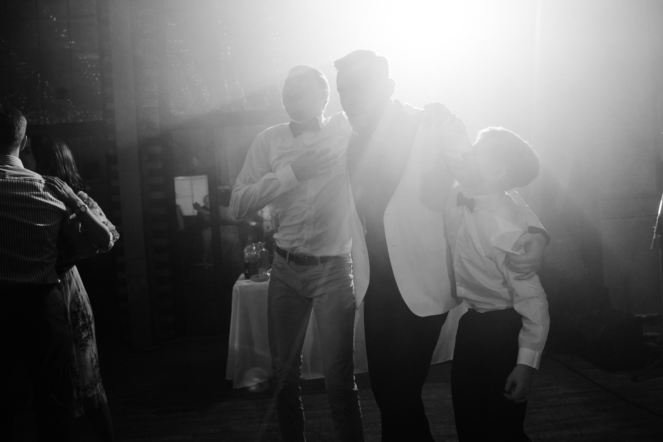 Свадебная фотосессия в Loft «Manhattan» в Пучково. Свадебный фотограф в Пучково