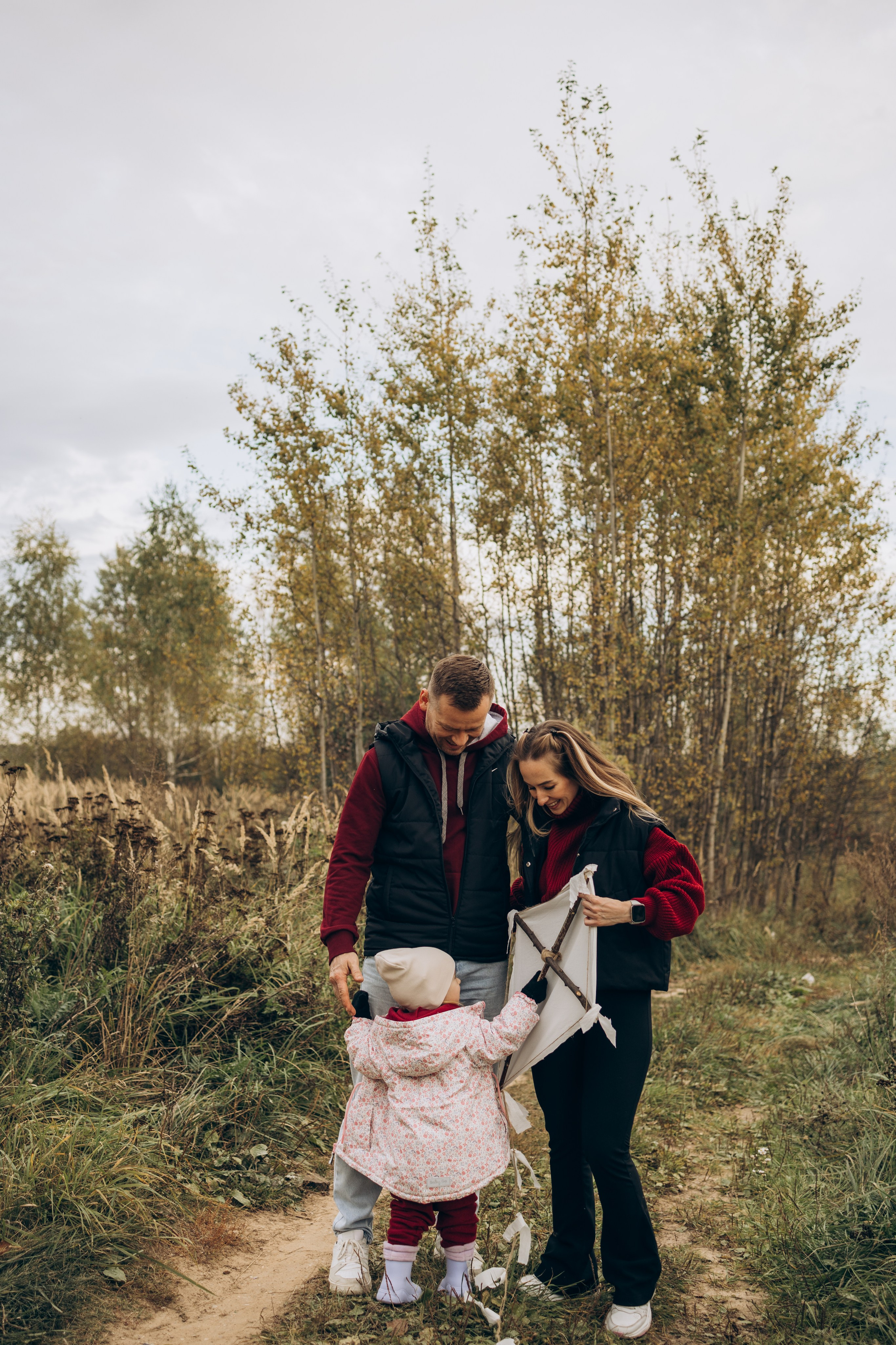 Летучий змей-семейная (4.10.2025 г.) г. Жуков (Калужская обл.). Надежда Стар семейный и церковный фотограф в Жукове и Калужской области