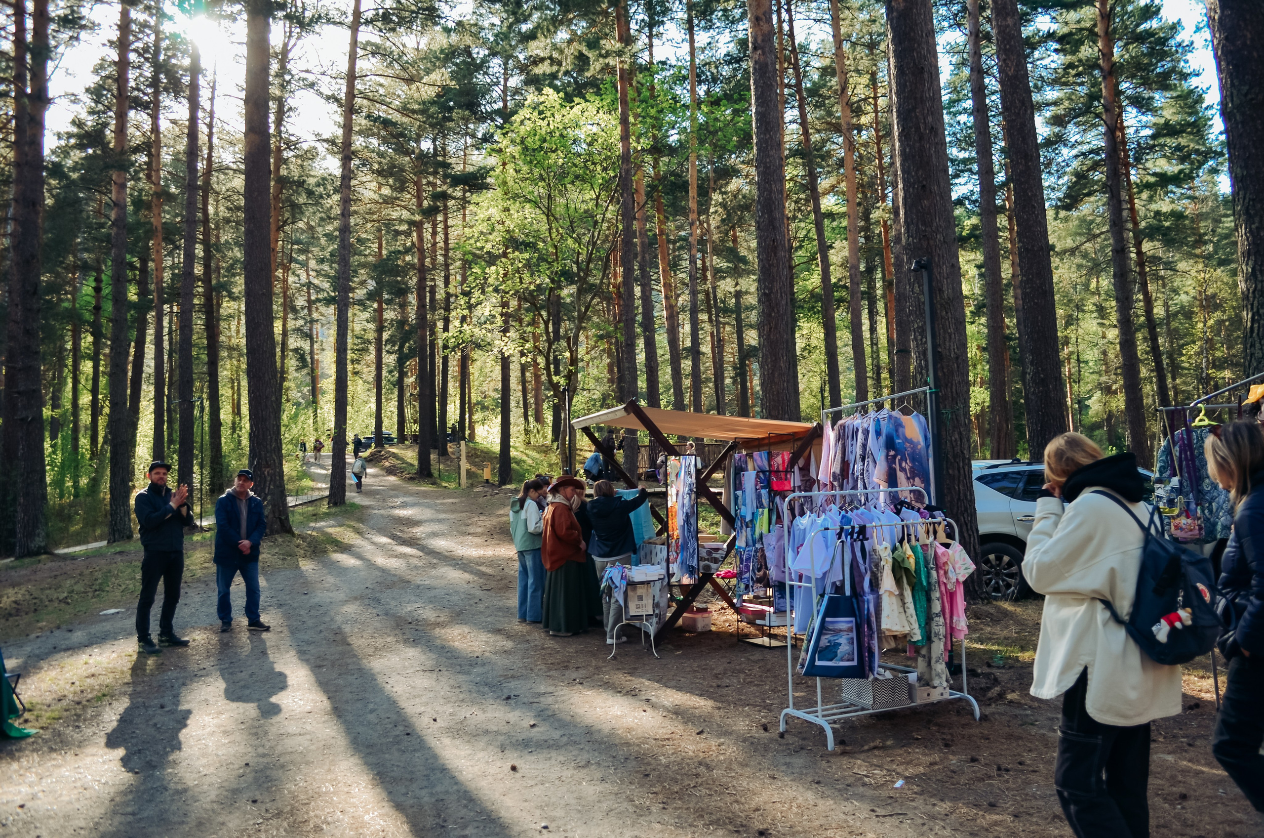 Фестиваль «Цветение Маральника на Алтае 2025». Фоторепортаж. Денисова Аля — фотограф для парных съемок и индивидуальных историй в Барнауле