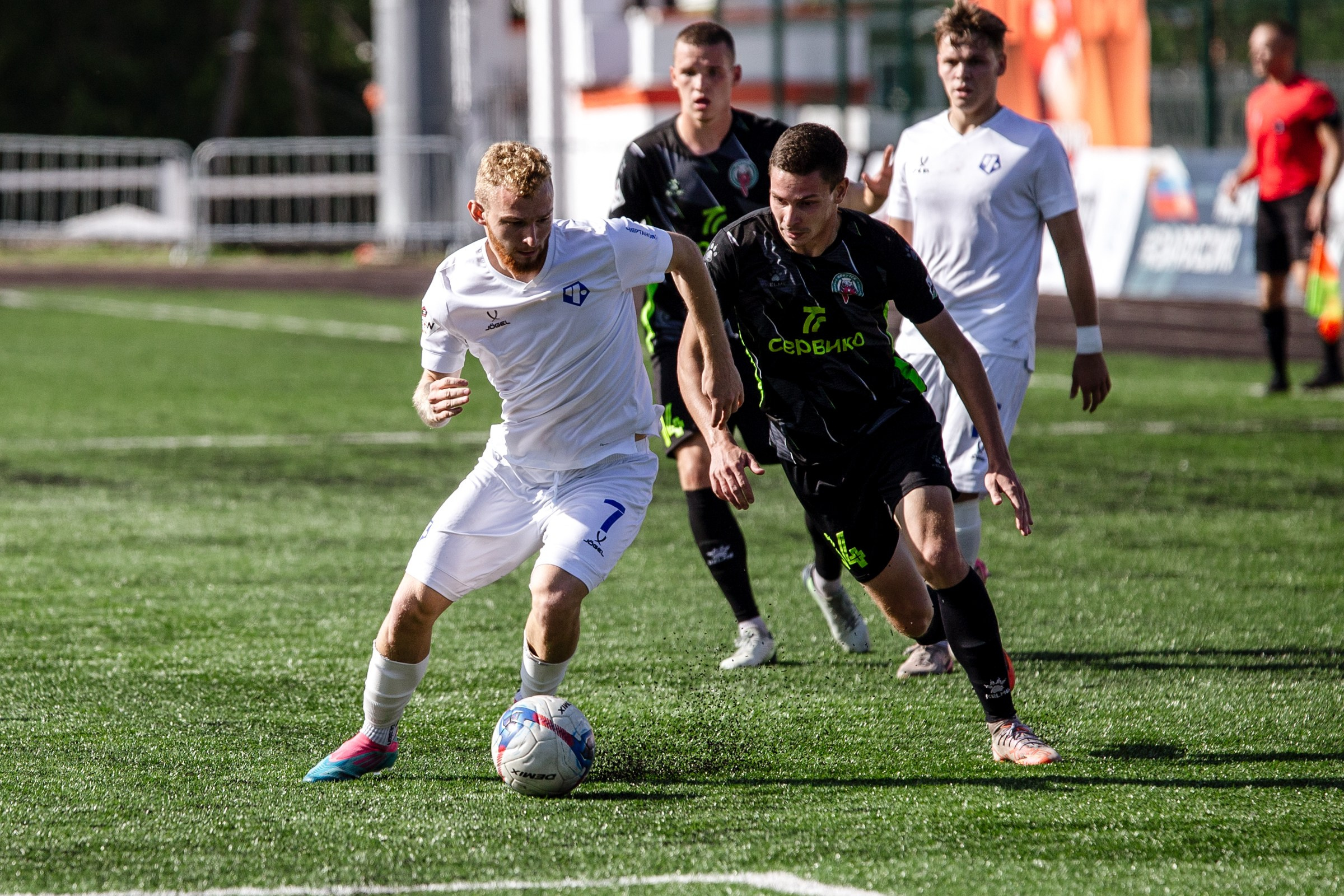 Первенство России по футболу LEON-Вторая лига Б | ФК Иркутск — Чертаново (Москва) | 24.08.25. Фотограф в Иркутске Евгения Айвазова