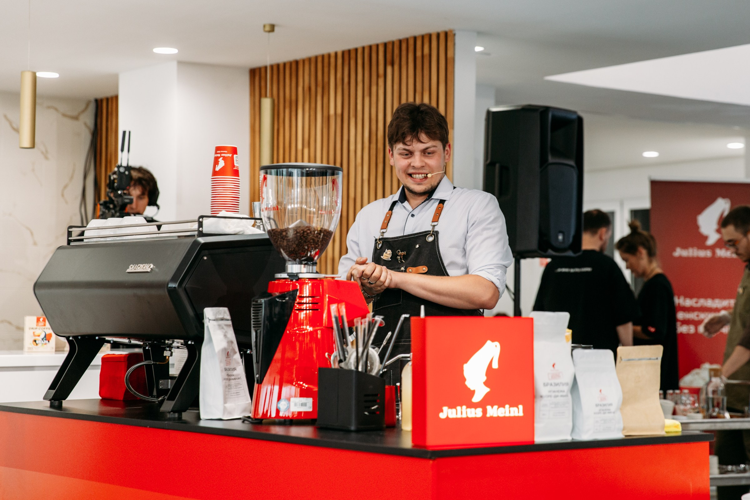 Чемпионат для бариста от Julius Meinl 2025. Фотограф в Иркутске Евгения Айвазова