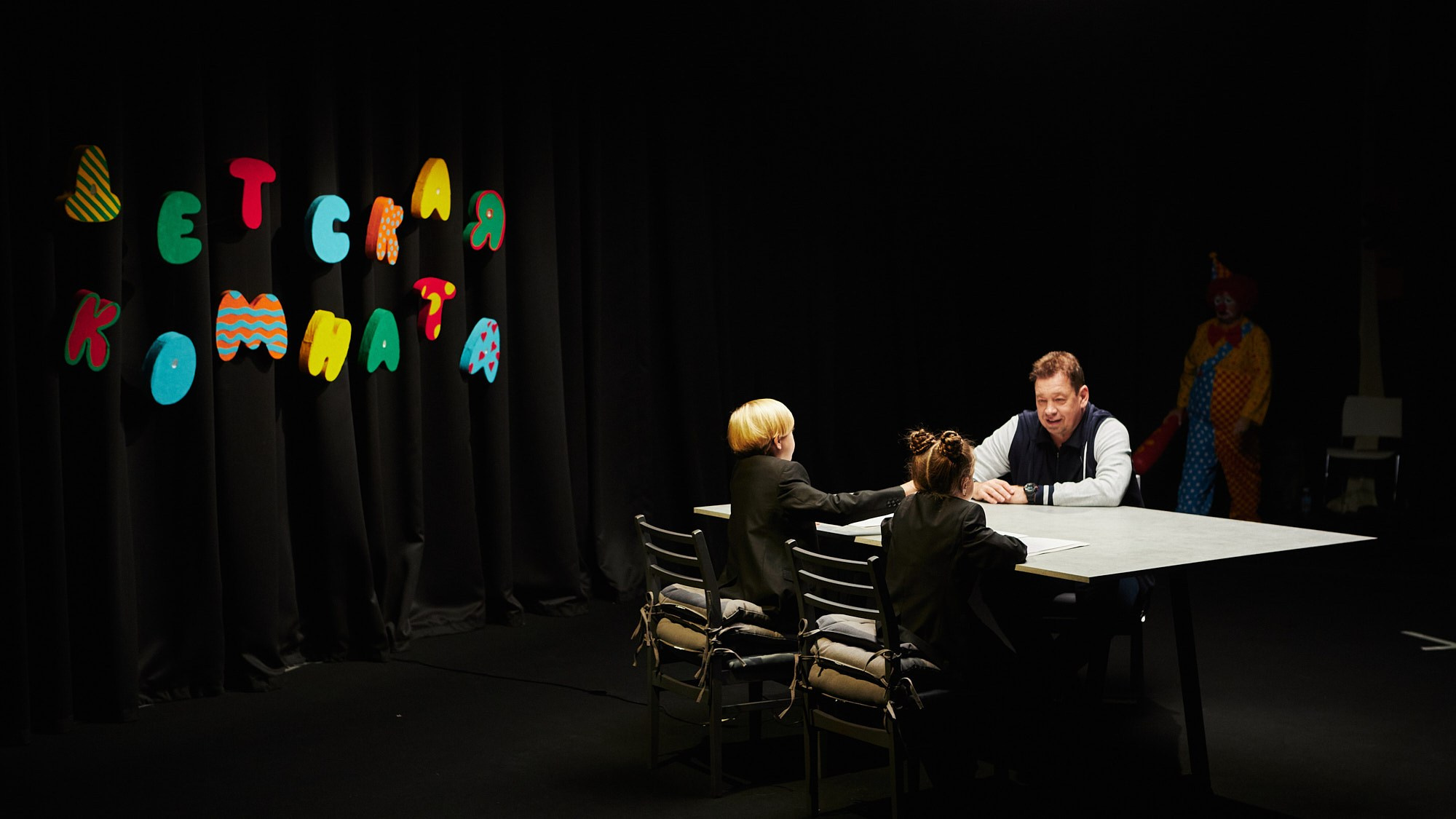 Репортажная съёмка шоу «Детская комната» — бэкстейдж и атмосфера. Репортажный фотограф в Москве — Дмитрий Тарасов | Съёмка мероприятий, концертов, корпоративов