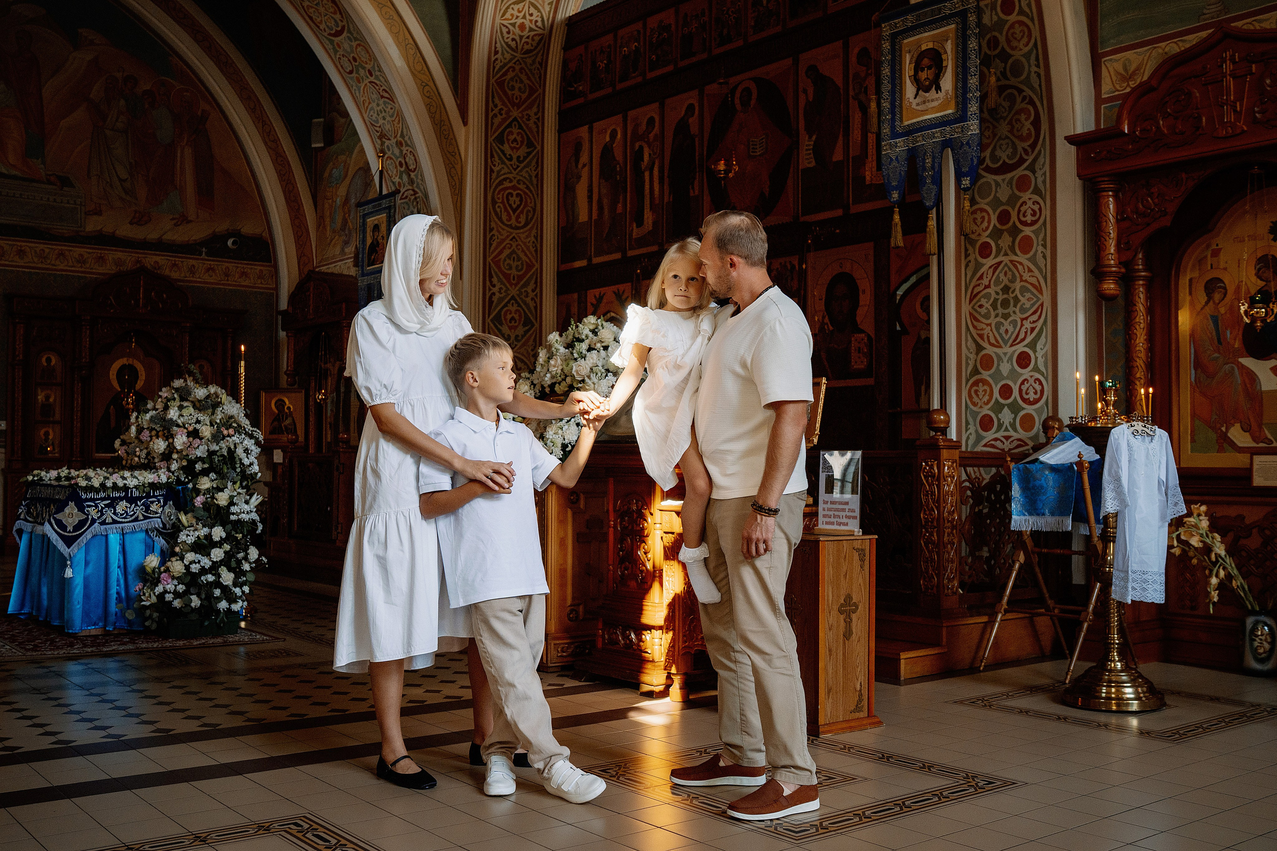 Крещение Евы. Фотограф на Крещение и Венчание в Красноярске Рамазанова Юлия