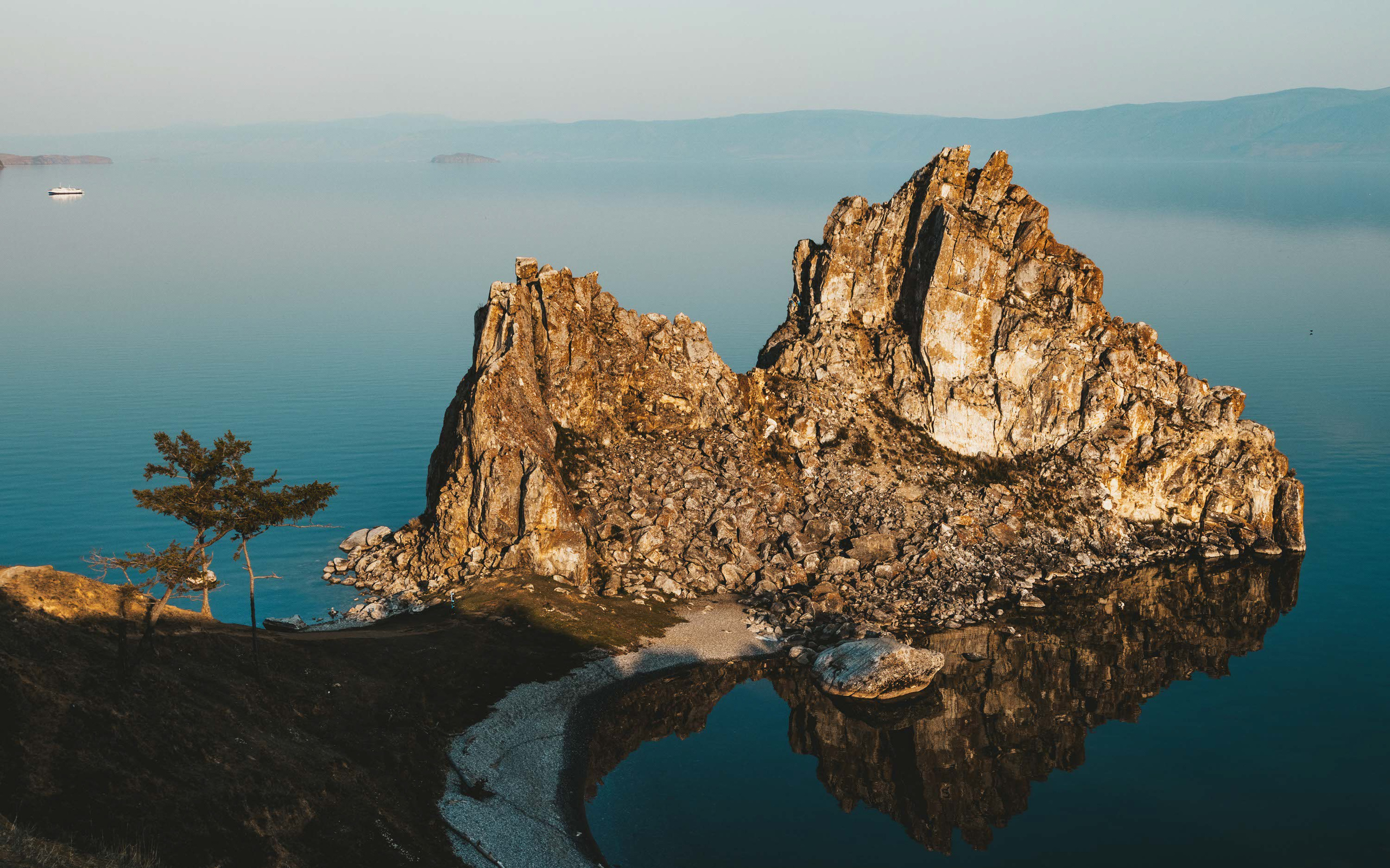 ОЛЬХОН. Фотограф Денис Рундин