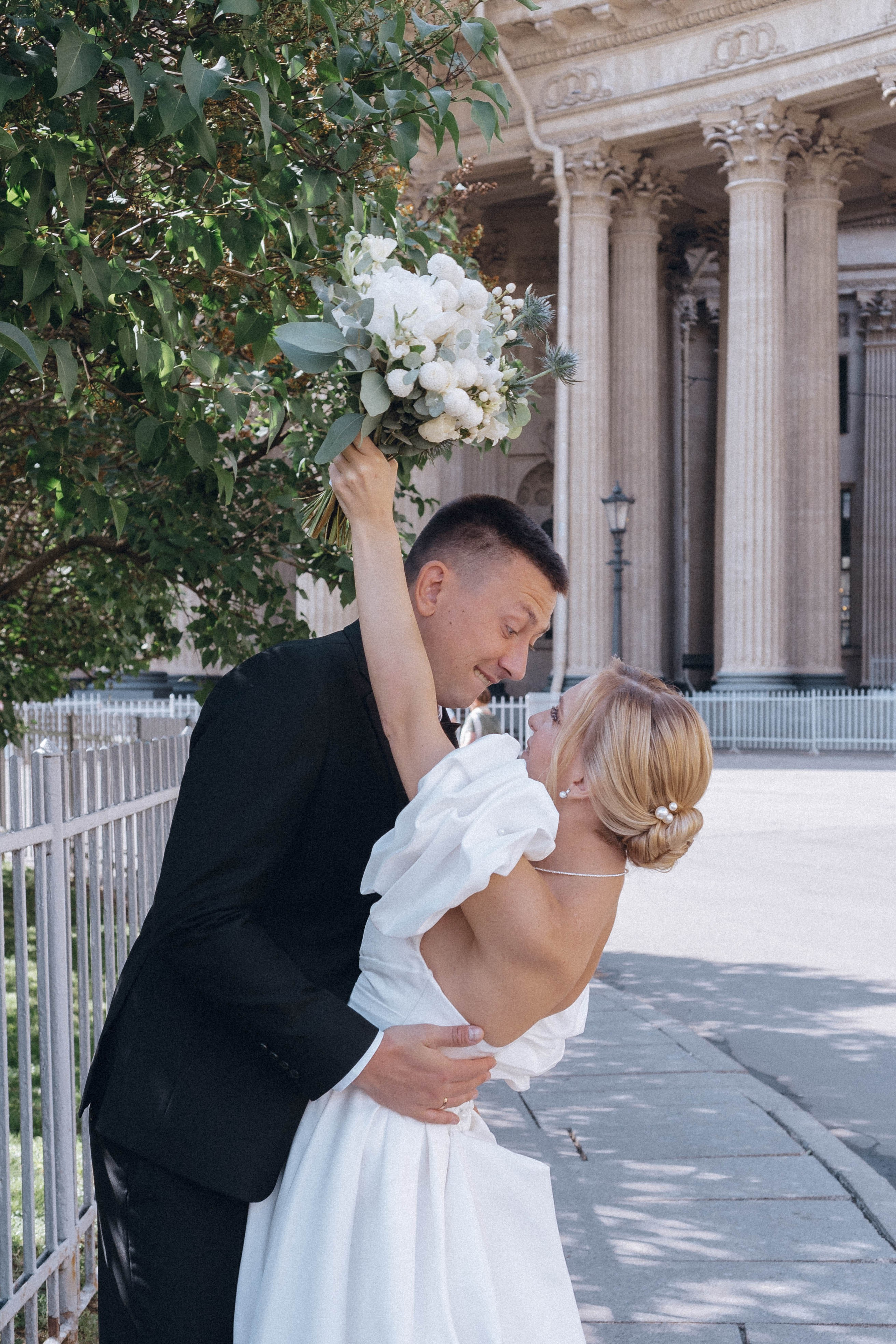 СВАДЕНБНАЯ СЬЕМКА НА КАТЕРЕ ПО КАНАЛАМ САНКТ-ПЕТЕРБУРГА И В АКВАТОРИИ НЕВЫ. Профессиональный фотограф, Санкт-Петербург — Виктория Богомолова