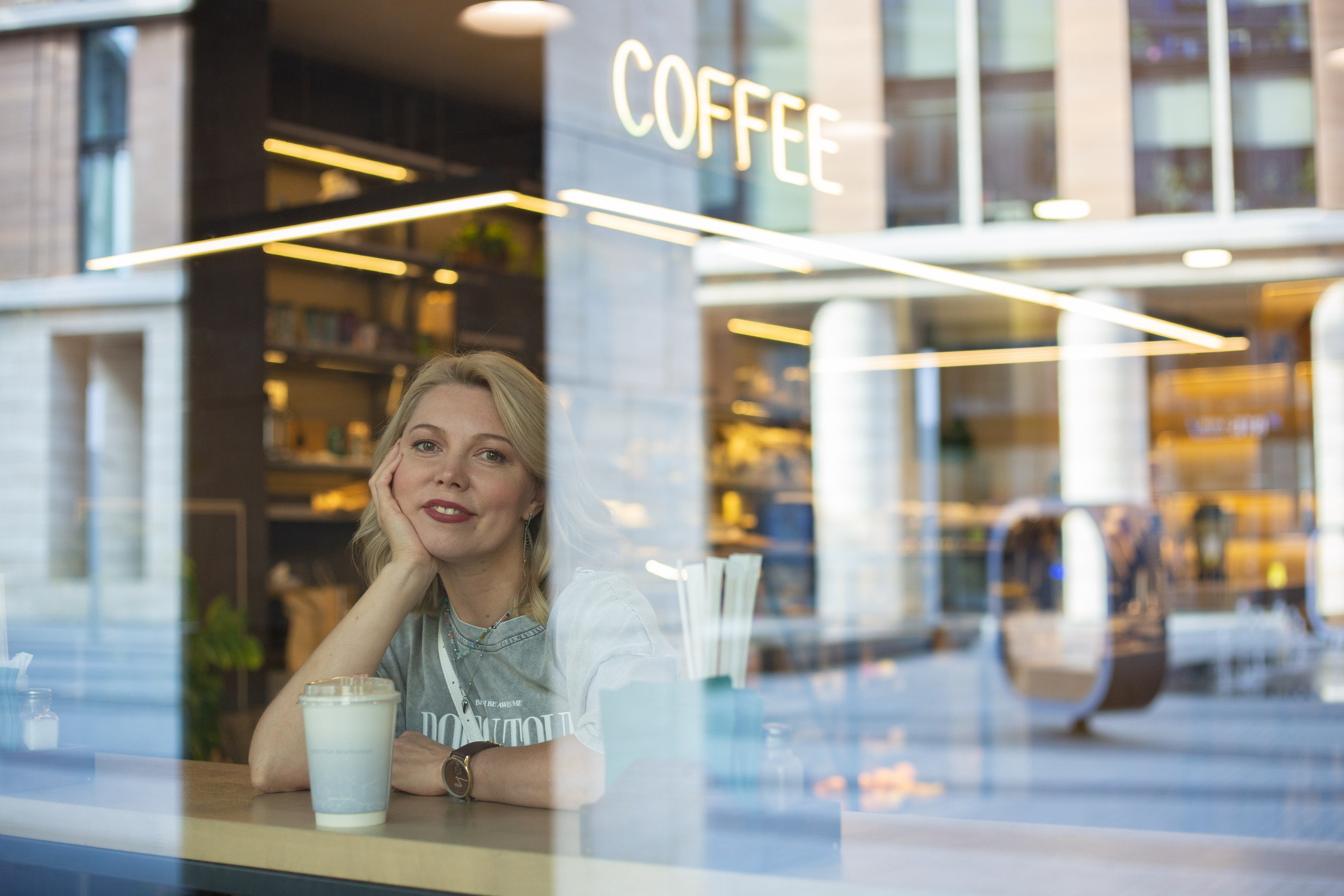 Анонс фотосессии для прекрасной Ольги — стилиста по прическам, мастера визажиста и просто красавицы. Художественный и репортажный фотограф в Санкт-Петербурге Виктория Никитина