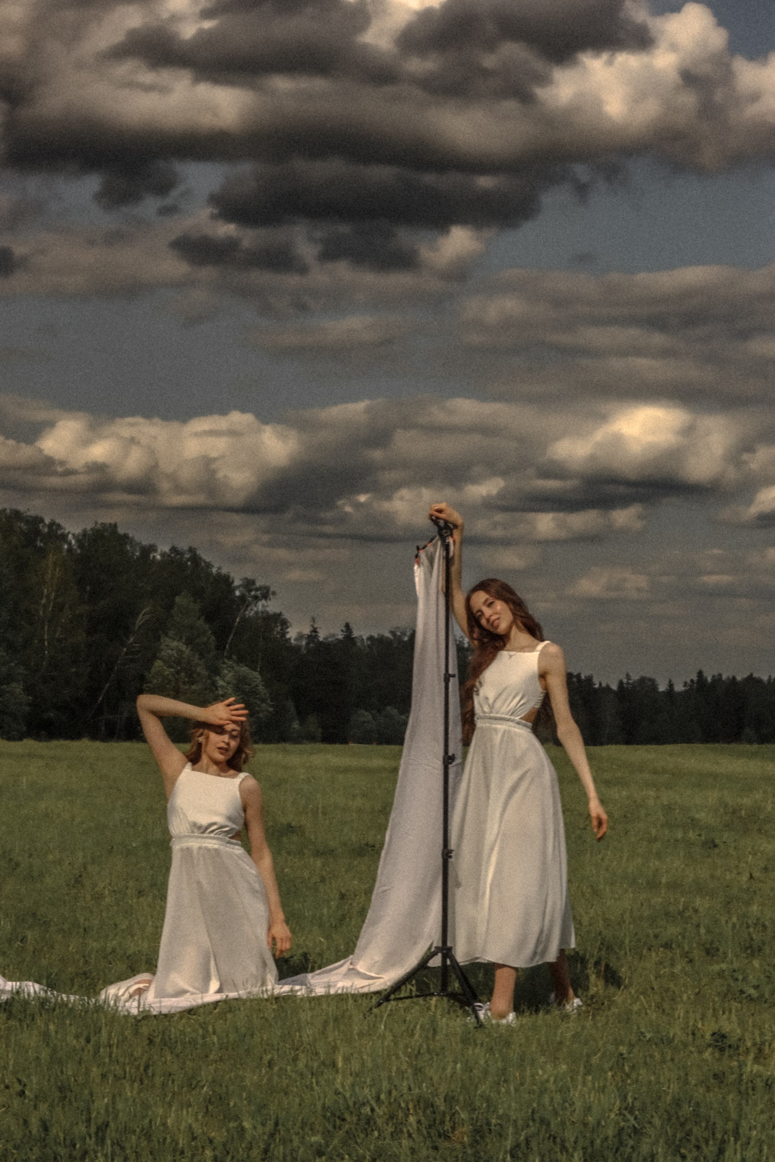 Sisters. Kharchenkotatianaweddingphoto