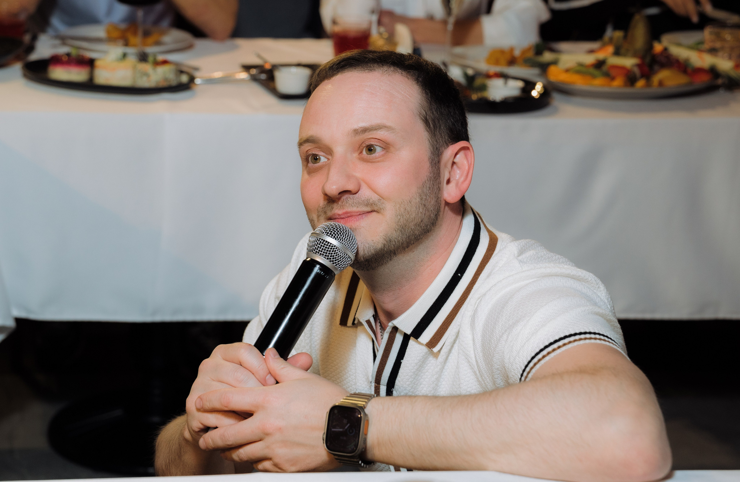 День Рождения. АНДРЕЙ ШИРКАЛИН РЕПОРТАЖНЫЙ ФОТОГРАФ МОСКВА НА КОРПОРАТИВ, ДЕНЬ РОЖДЕНИЯ, БАНКЕТ, КОНФЕРЕНЦИЮ, ТИМБИЛДИНГ