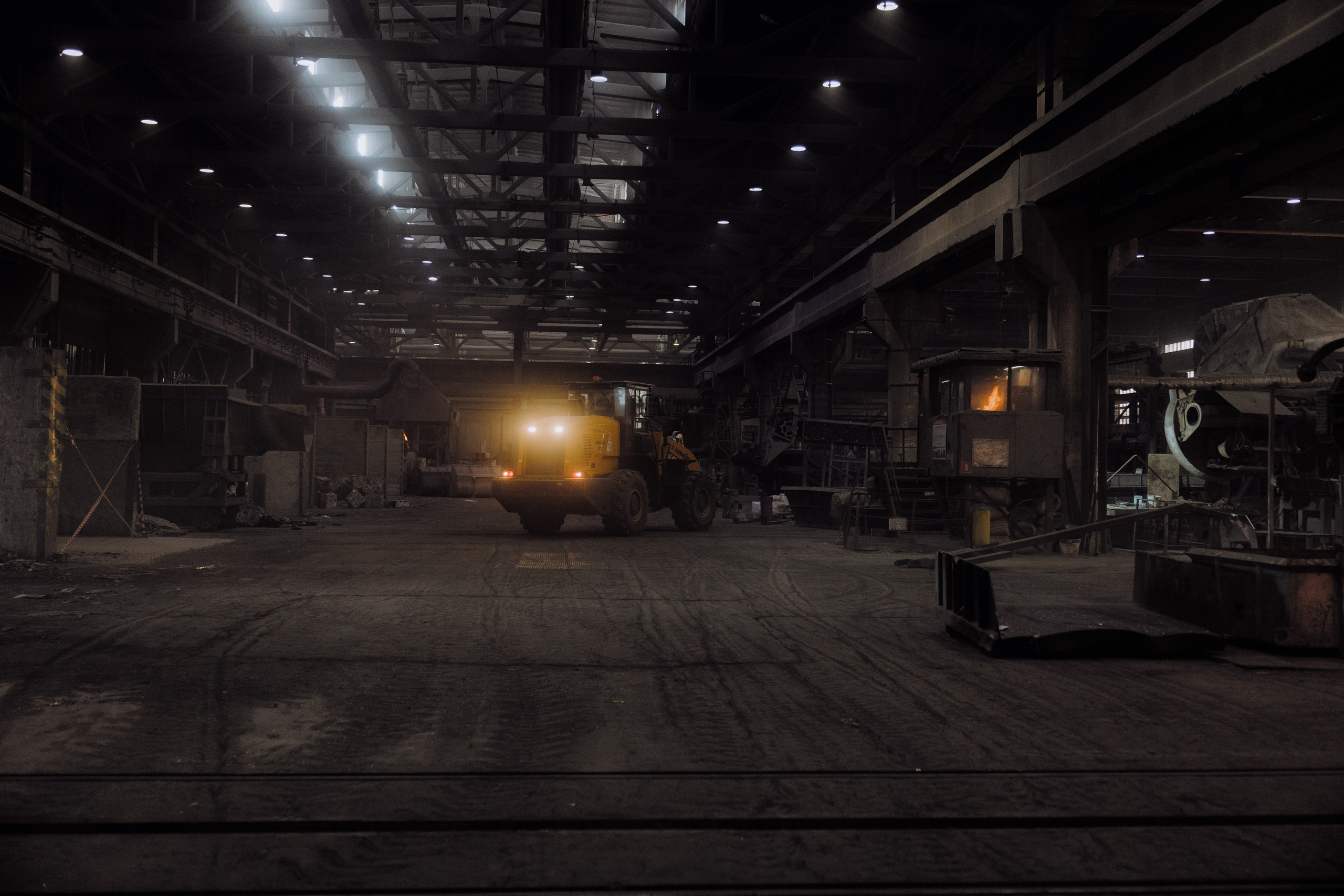 ФОТОСЪЕМКА ПРОИЗВОДСТВ. АНДРЕЙ ШИРКАЛИН РЕПОРТАЖНЫЙ ФОТОГРАФ МОСКВА НА КОРПОРАТИВ, ДЕНЬ РОЖДЕНИЯ, БАНКЕТ, КОНФЕРЕНЦИЮ, ТИМБИЛДИНГ