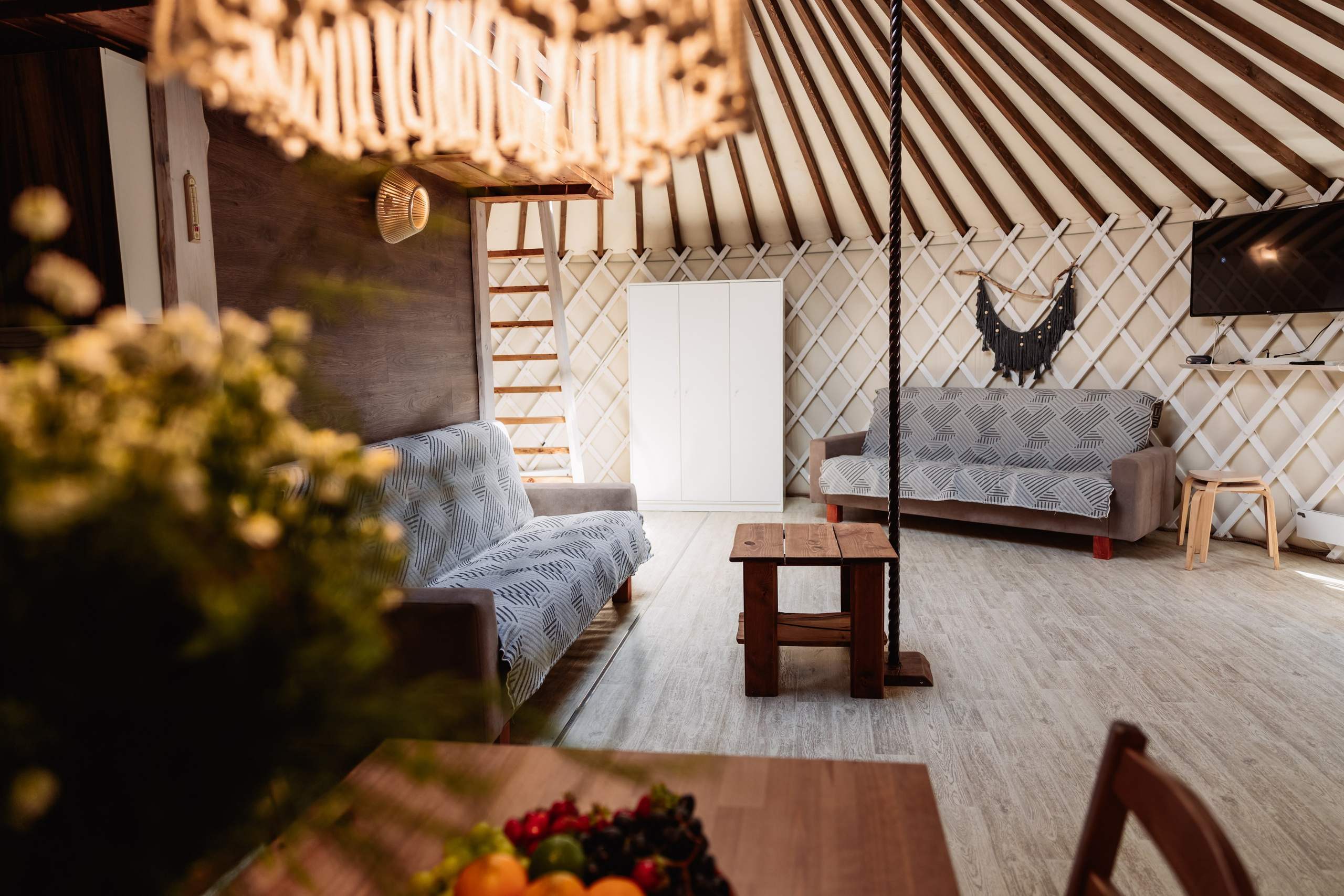 БЕРЕЗКА ВИЛАДЖ | Глэмпинг в Коломне | Юрта «Лесная»