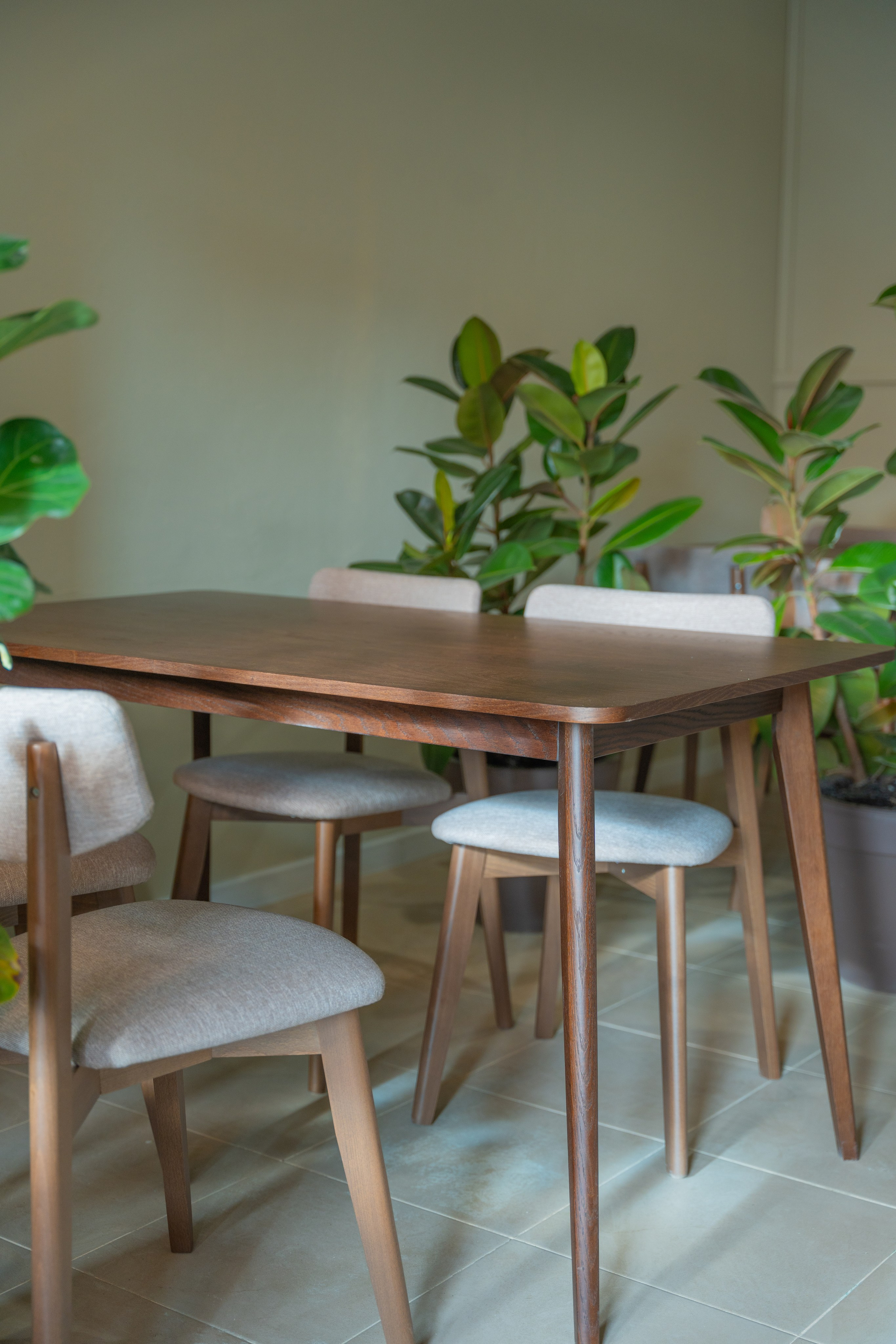 Интерьерная фотосъемка кофейни Love and Coffee — уютное место в Краснодаре Профессиональная фотосъемка интерьера кофейни в Краснодаре — Love. Шедевры для Вас! Фотограф и Видеограф в Краснодаре Пахиев Руслан