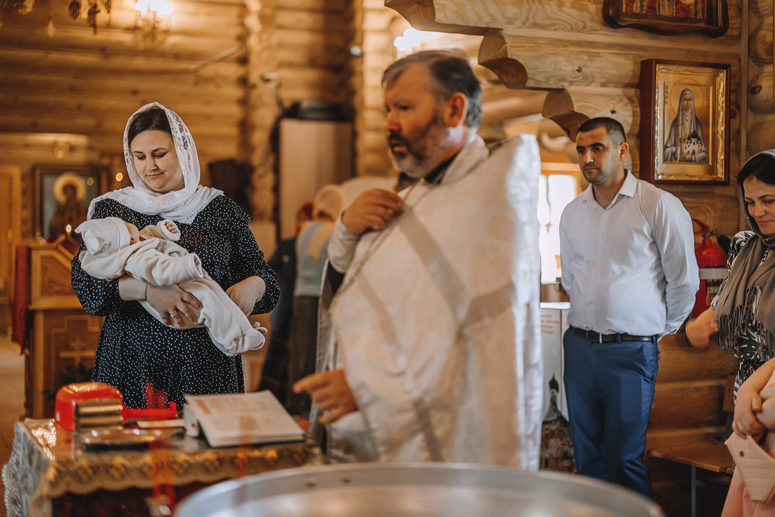 Крещение Елизаветы. Александр Антонов. Профессиональный свадебный, репортажный фотограф в Москве, Подольске. Фото+Видео на любой праздник