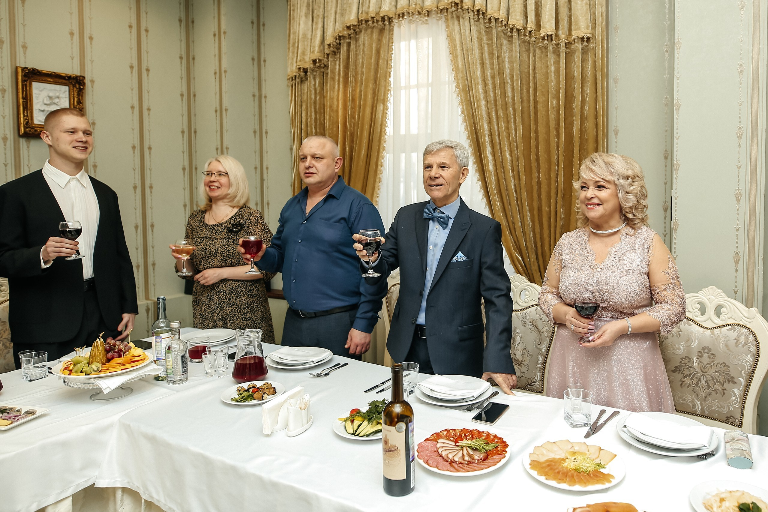 Юбилей Сергея 65 лет 8 марта 2025 г. Свадебный ведущий в Москве Саксофон на свадьбу