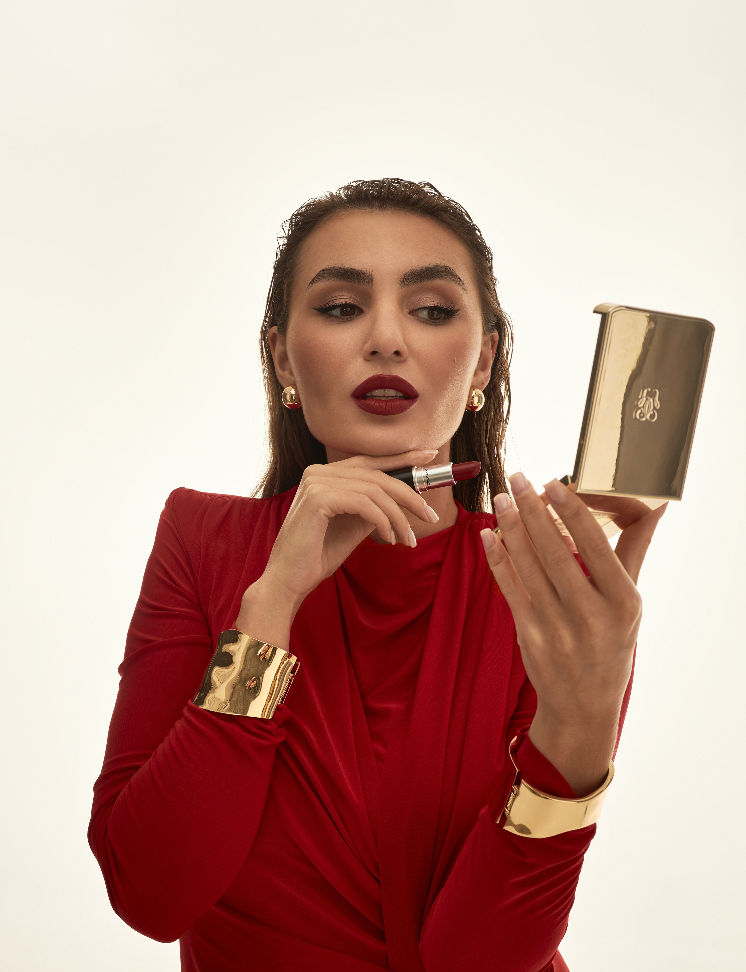 Алина Камалова