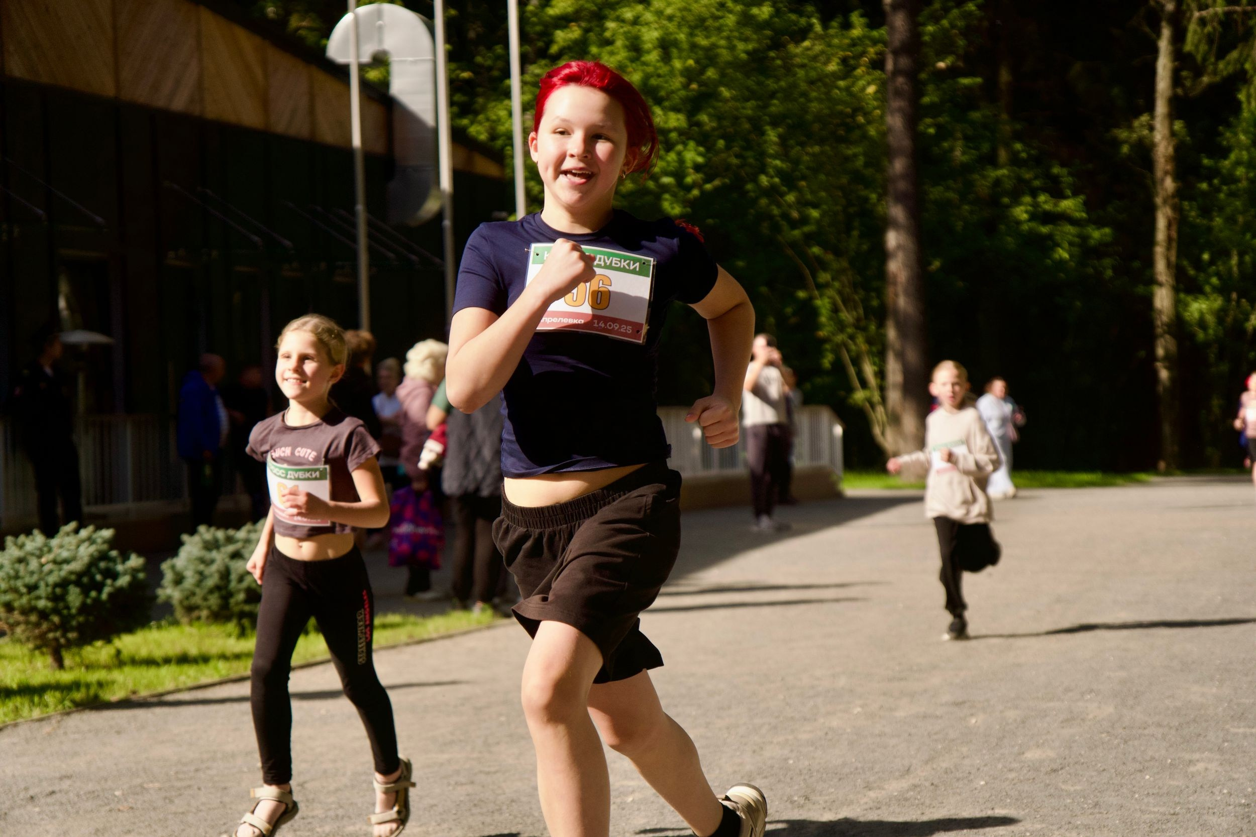 Забег в парке «Дубки». Кафе «БЕЛКА НАШЕПТАЛА». Ну оооочень концептуальное кафе