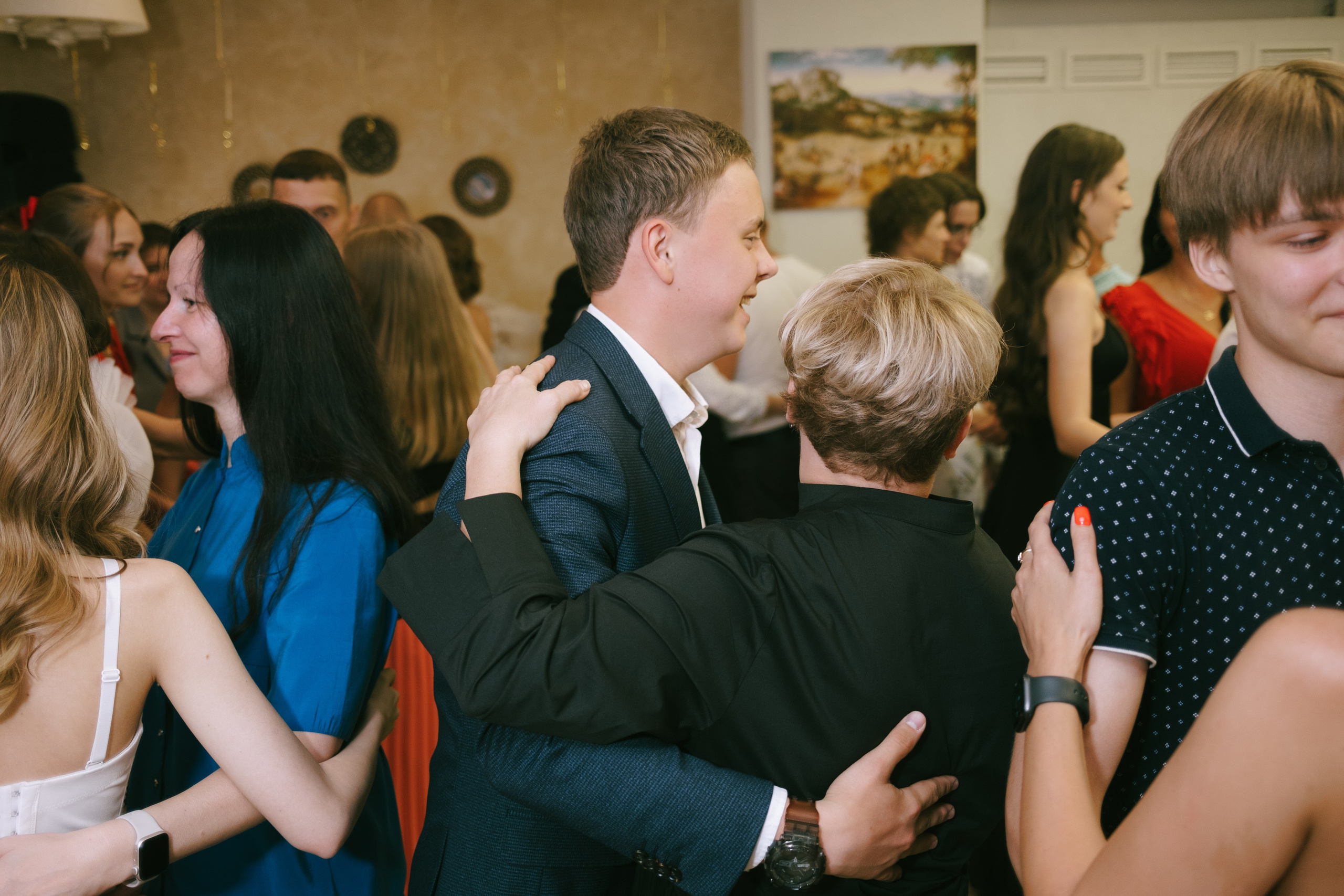 Выпускной школа 33. Свадебный и репортажной фотограф Денис Ожигин в Краснодаре и Краснодарском крае