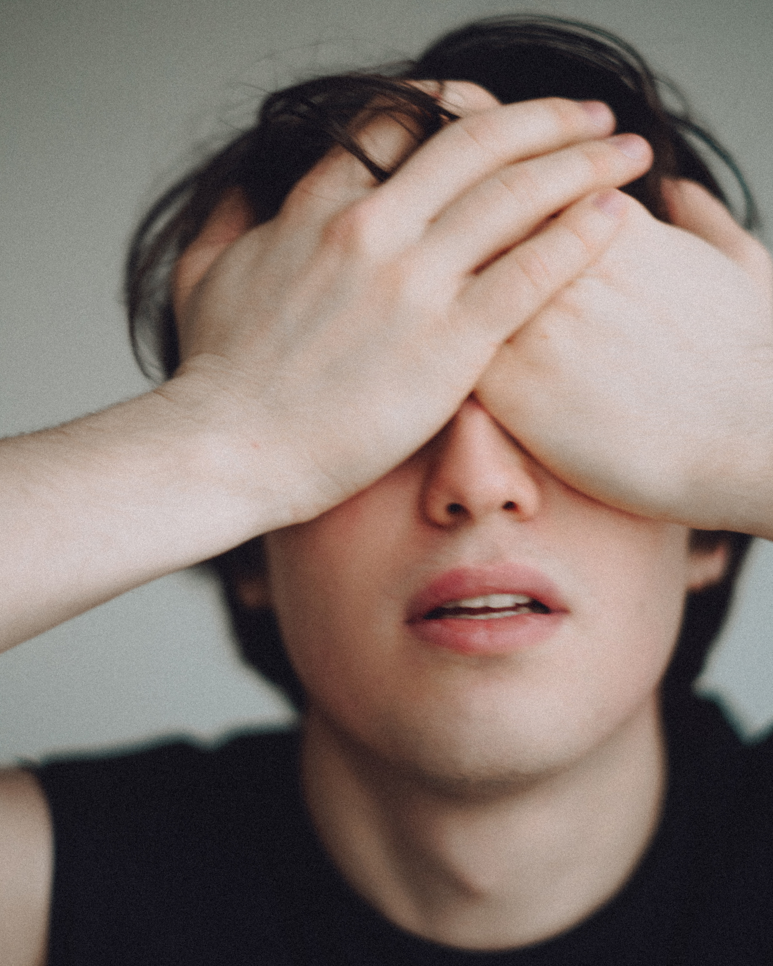 Фотосъёмка музыканта в студии на циклораме