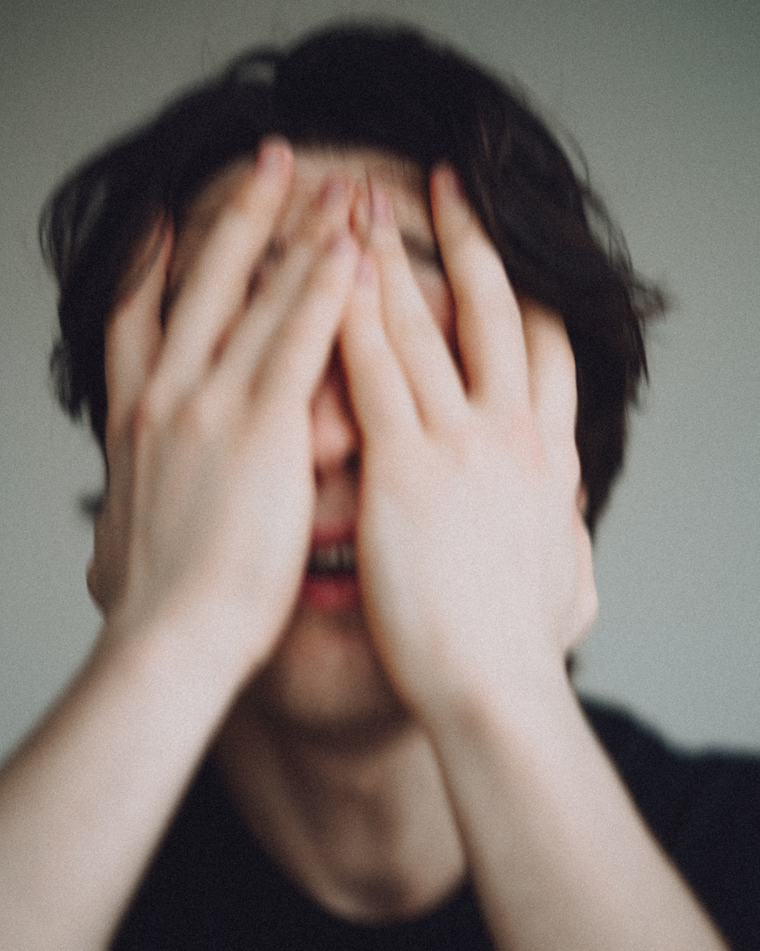 Фотосъёмка музыканта в студии на циклораме