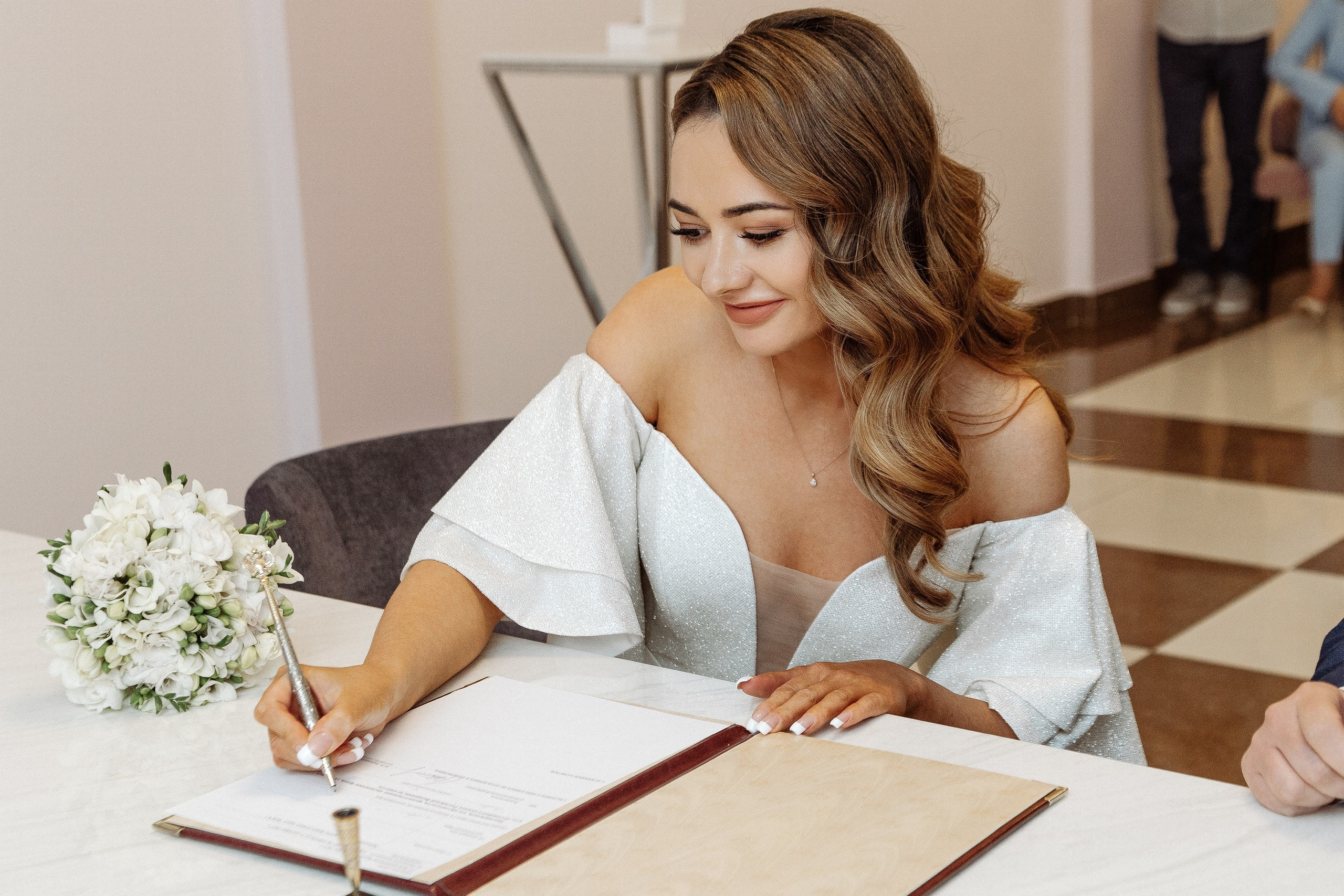 Гагаринский ЗАГС. Свадебный фотограф Маргарита Глумскова