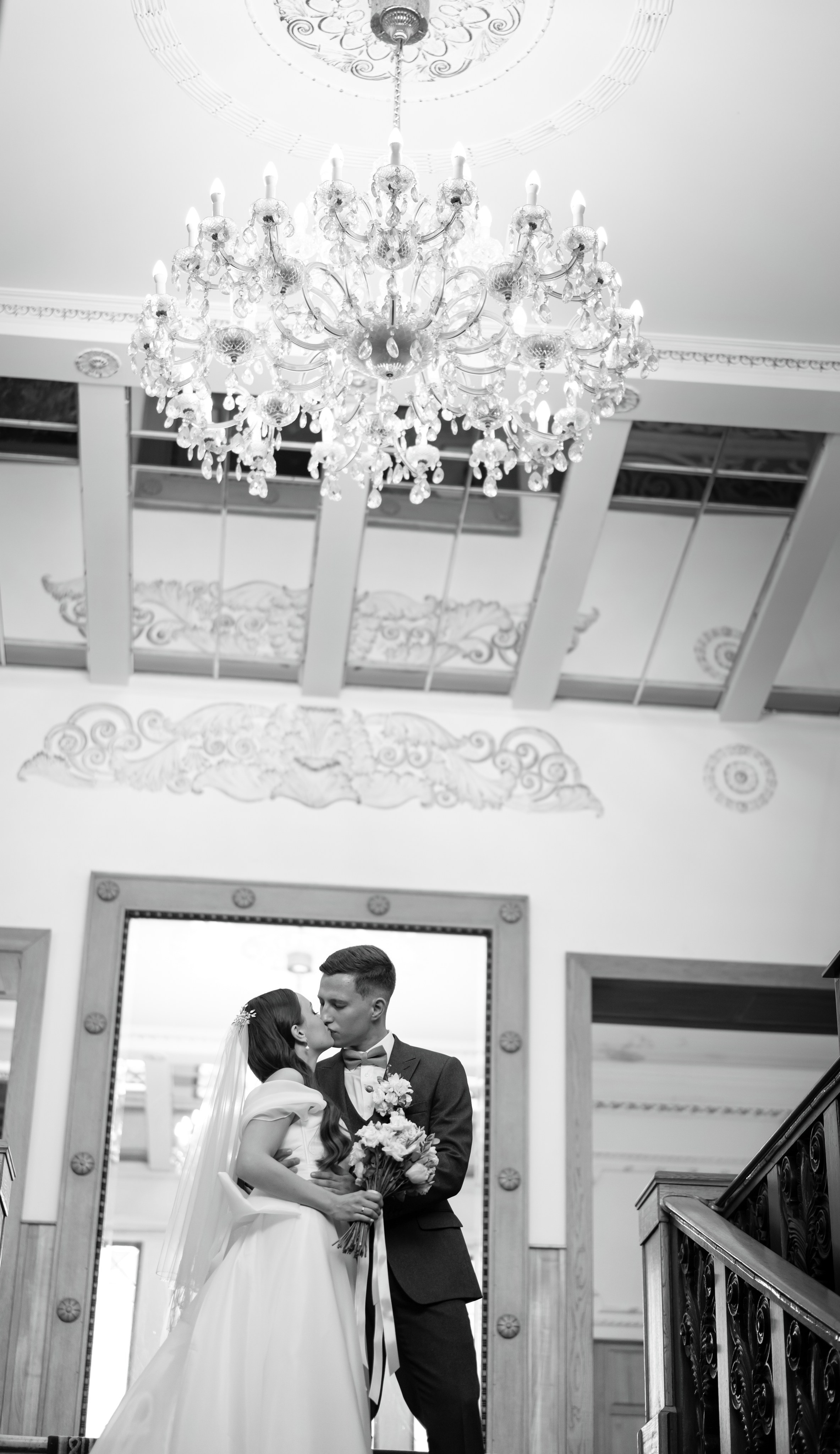 Свадебная фотосессия в Москве. Фотосъёмка в усадьбе Царицыно. Свадебный фотограф Вера Климова