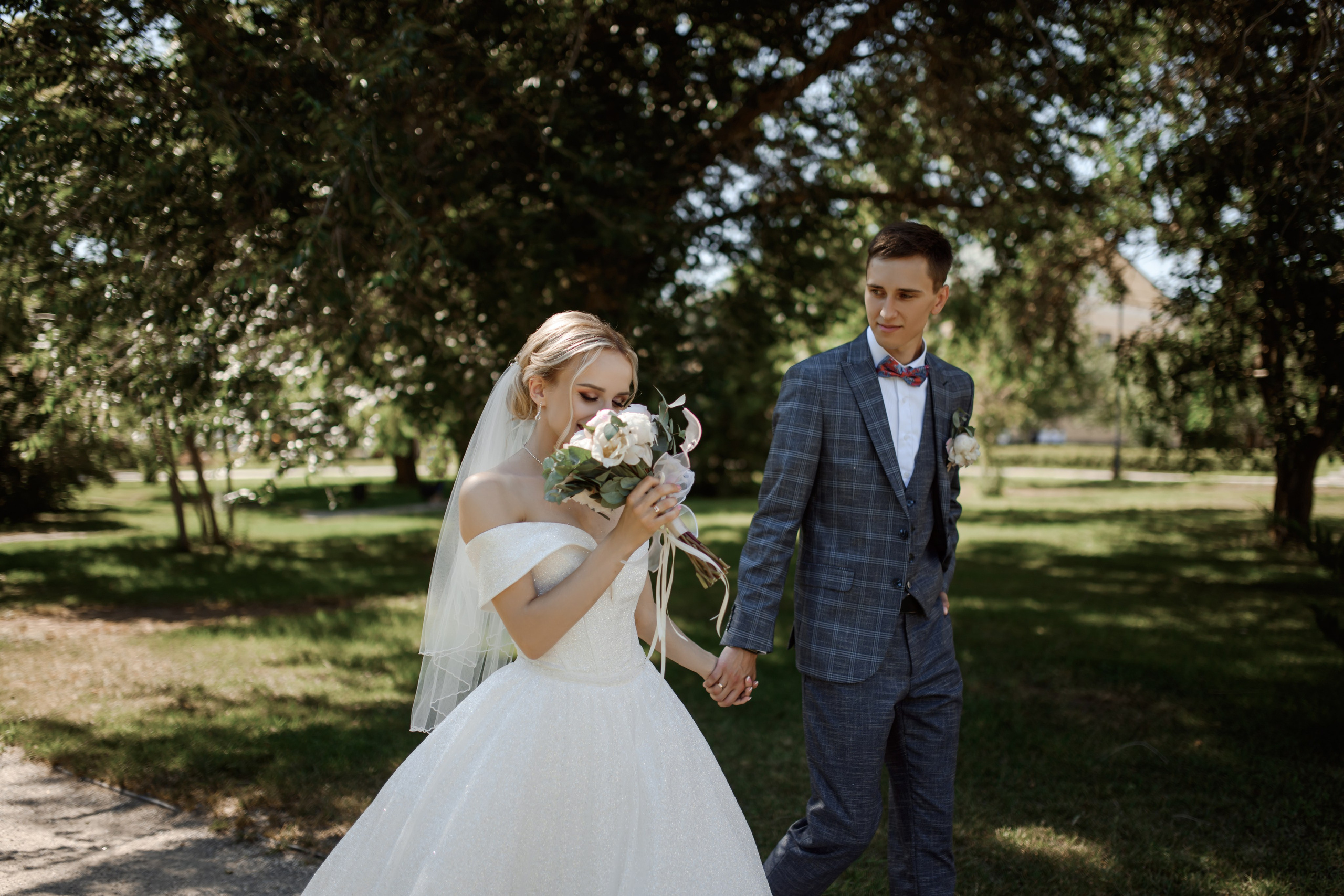 B & A. Свадебный фотограф в г. Астрахань. Так же выезжаю в другие города