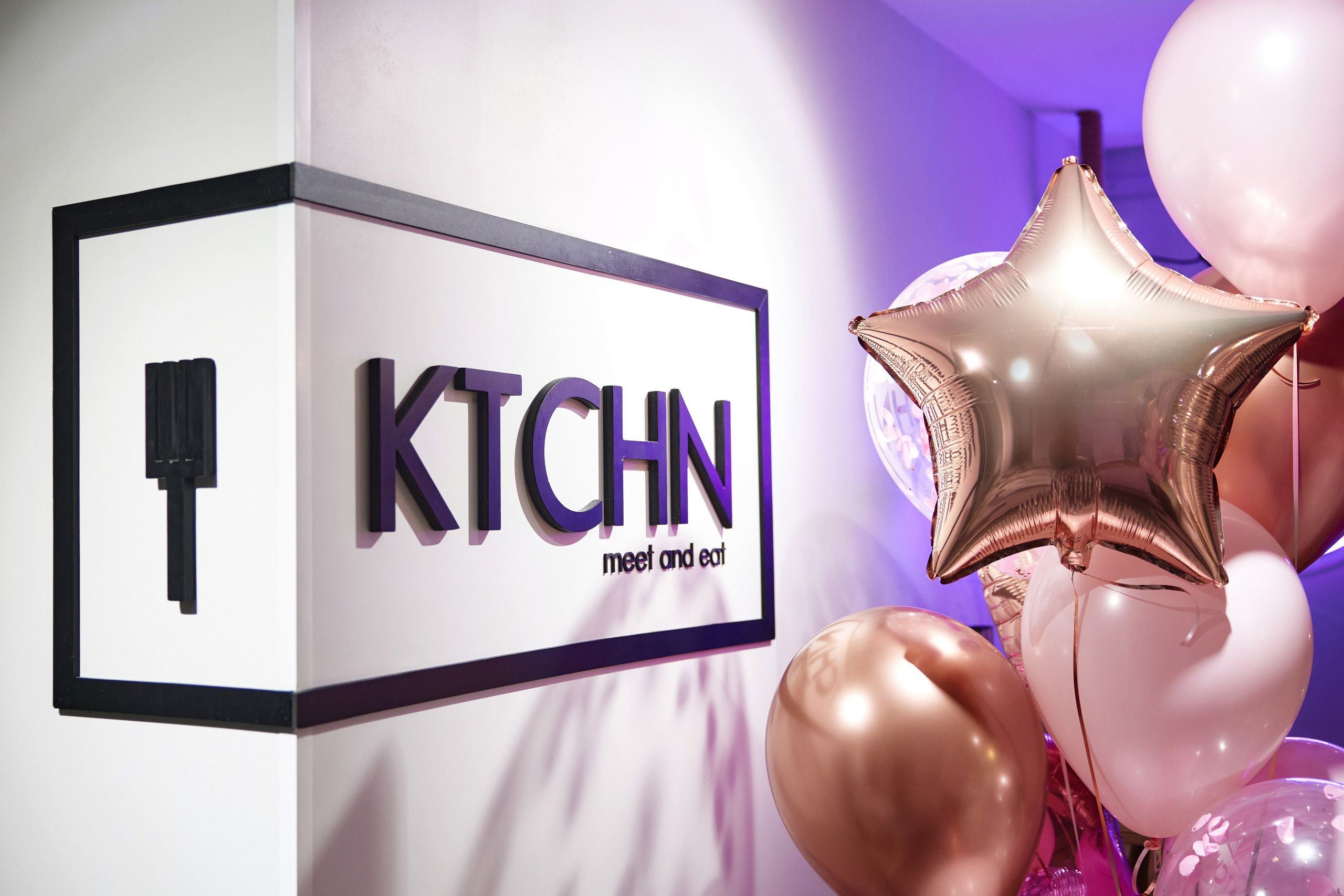 Гастро-корпоратив. Разножанровый Фотограф в Омске Артём Руднев