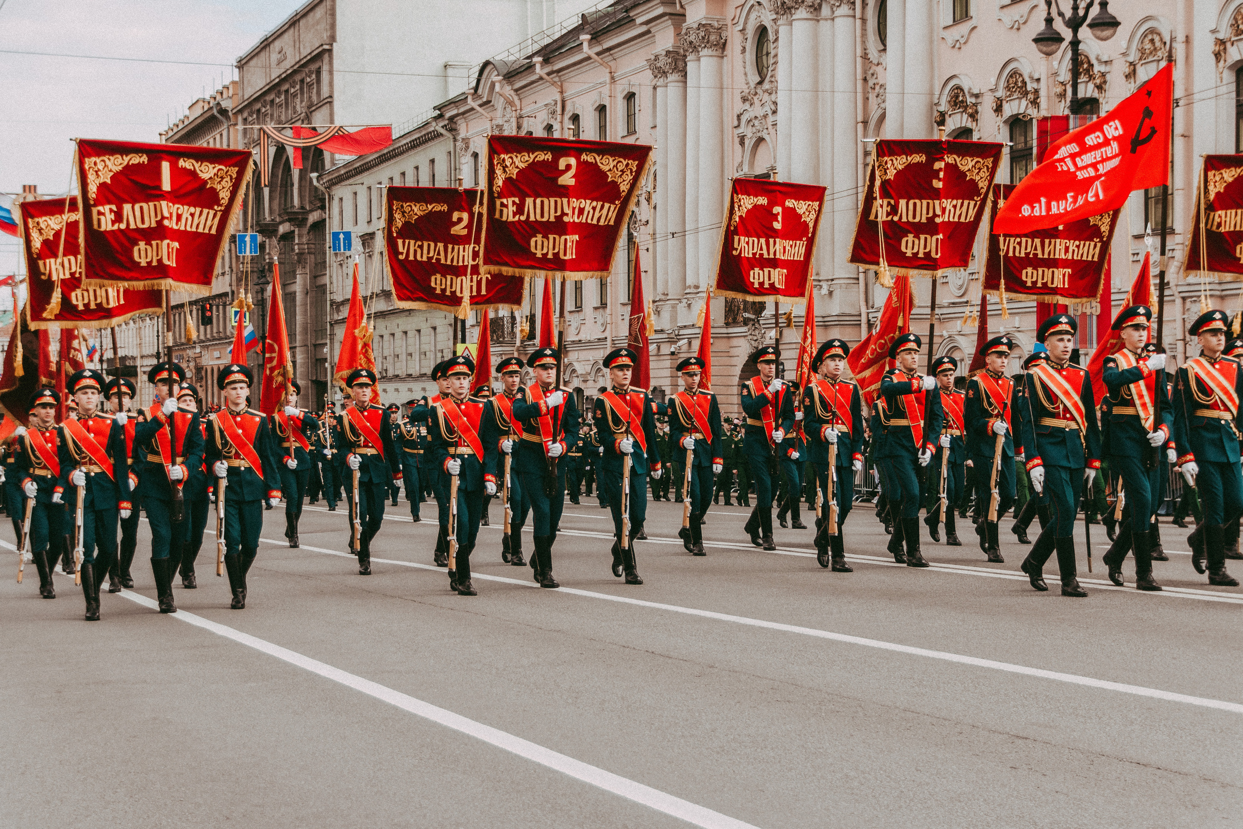 Я очень люблю фотографировать репортаж, наконец-то мы дожили до 9 мая. Семейный, Детский, Репортажный фотограф в Санкт-Петербурге Погодина Лю