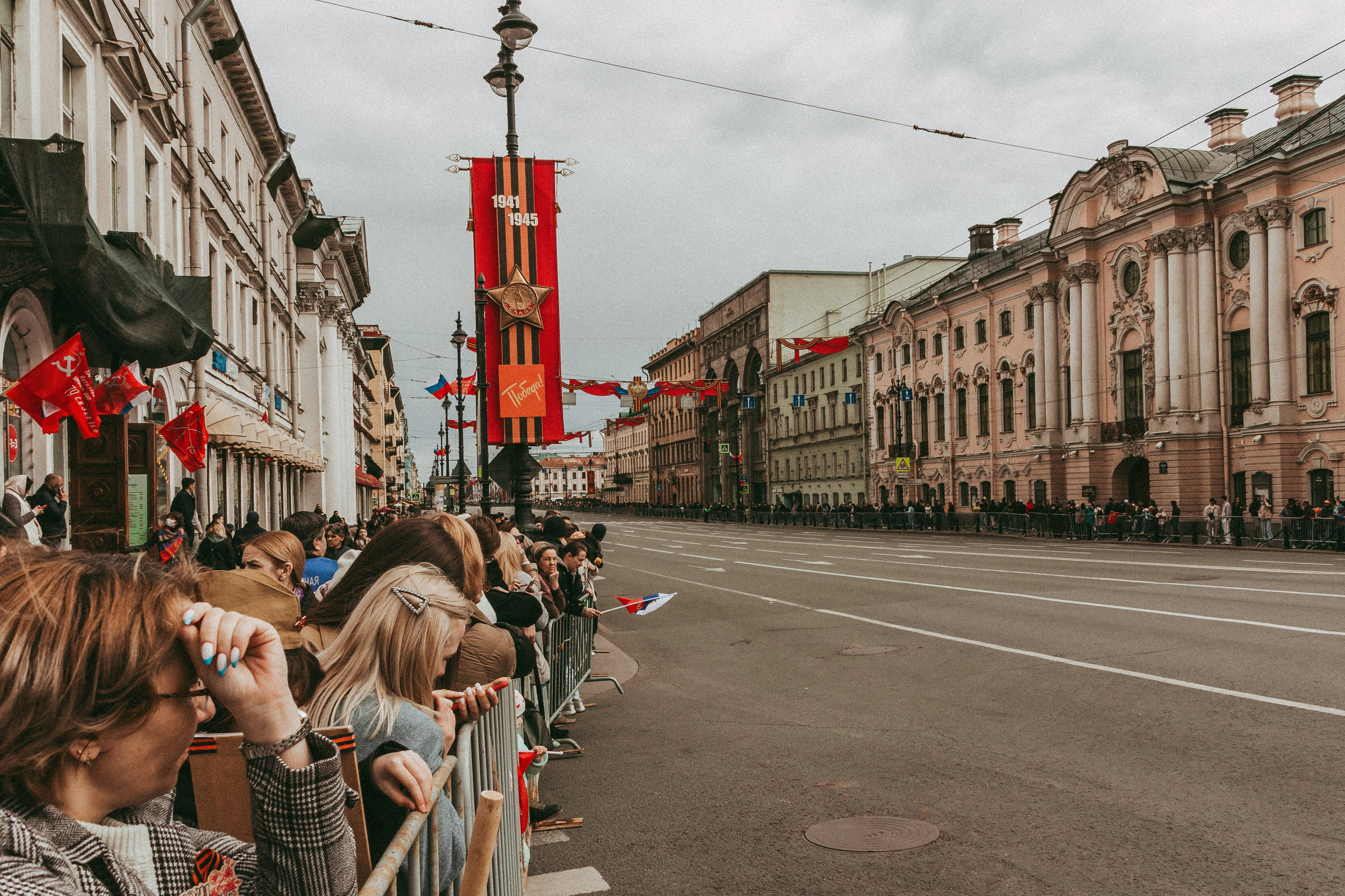 Я очень люблю фотографировать репортаж, наконец-то мы дожили до 9 мая. Семейный, Детский, Репортажный фотограф в Санкт-Петербурге Погодина Лю
