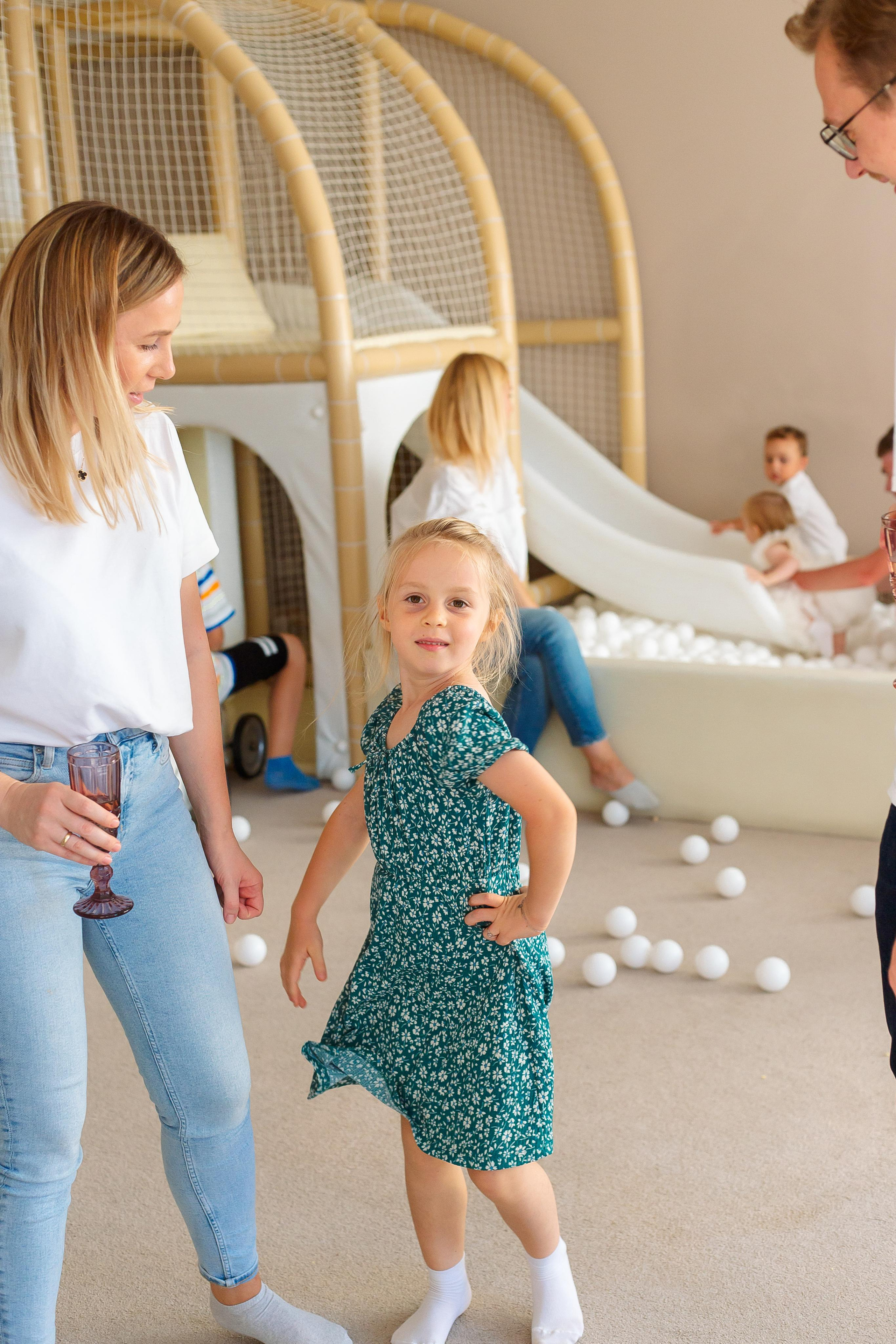 Нина в Пуговке. Семейный детский фотограф. Фотосессия в Минске