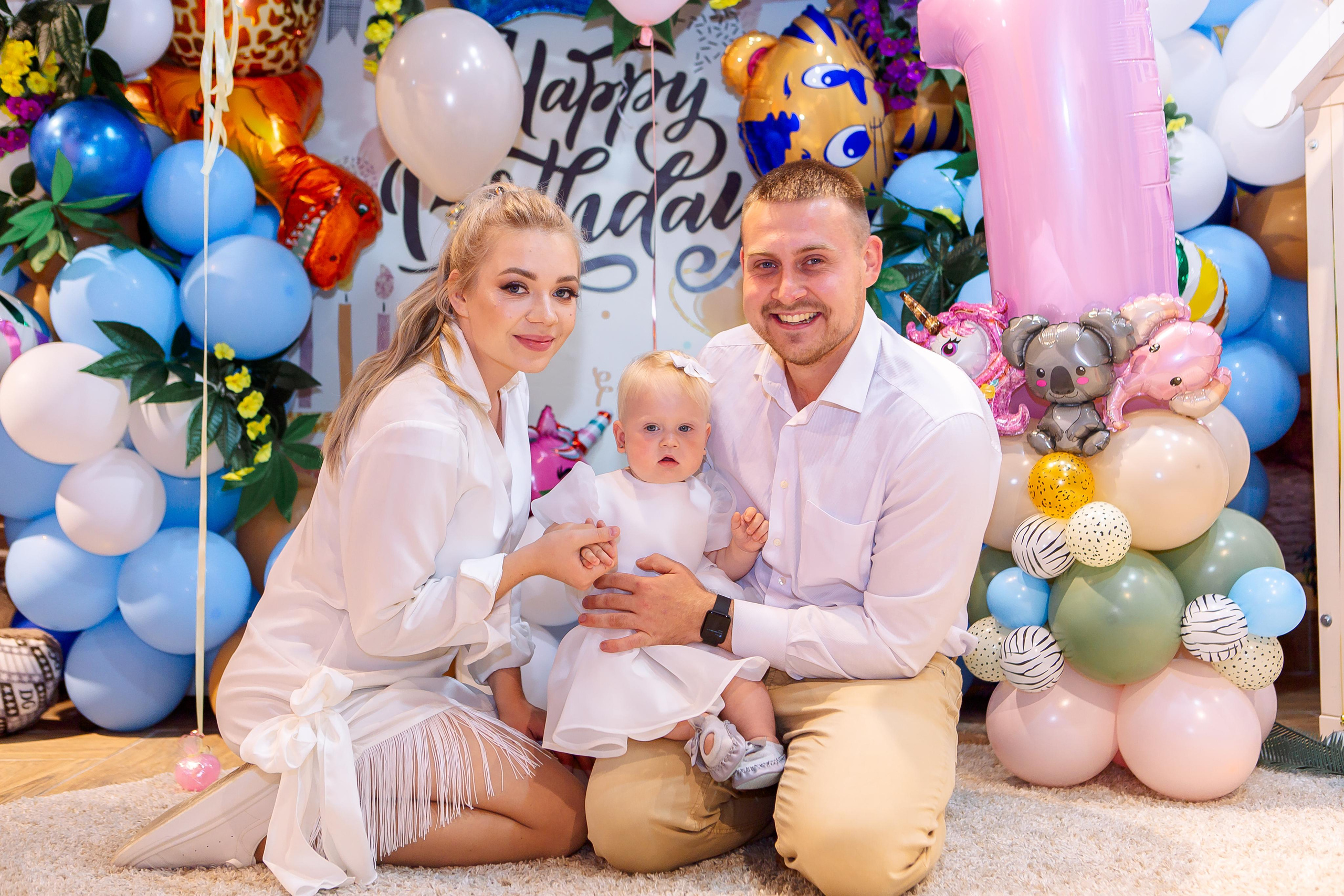 Машеньке 1 годик. Семейный детский фотограф. Фотосессия в Минске