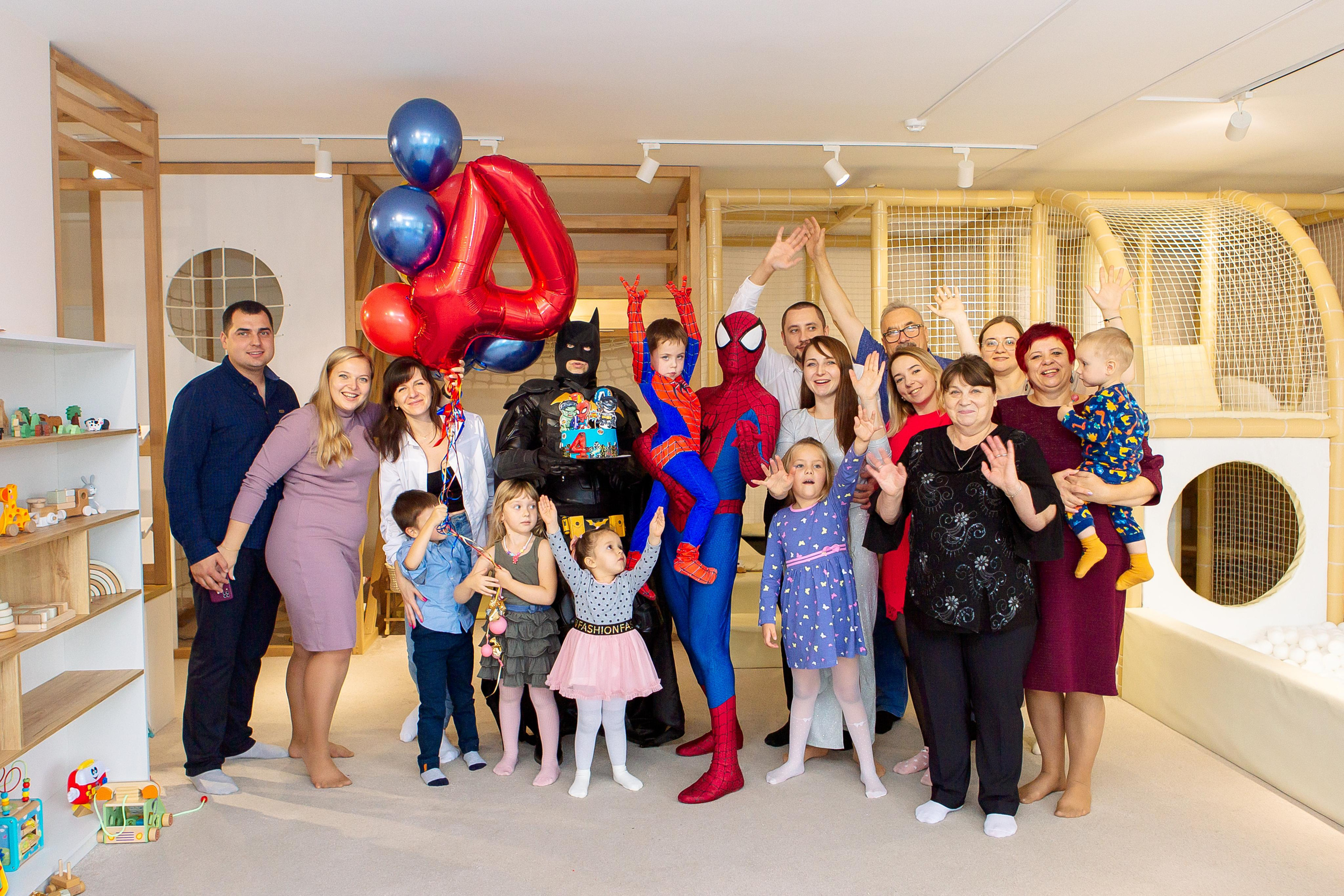 Максиму 4 годика. Семейный детский фотограф. Фотосессия в Минске