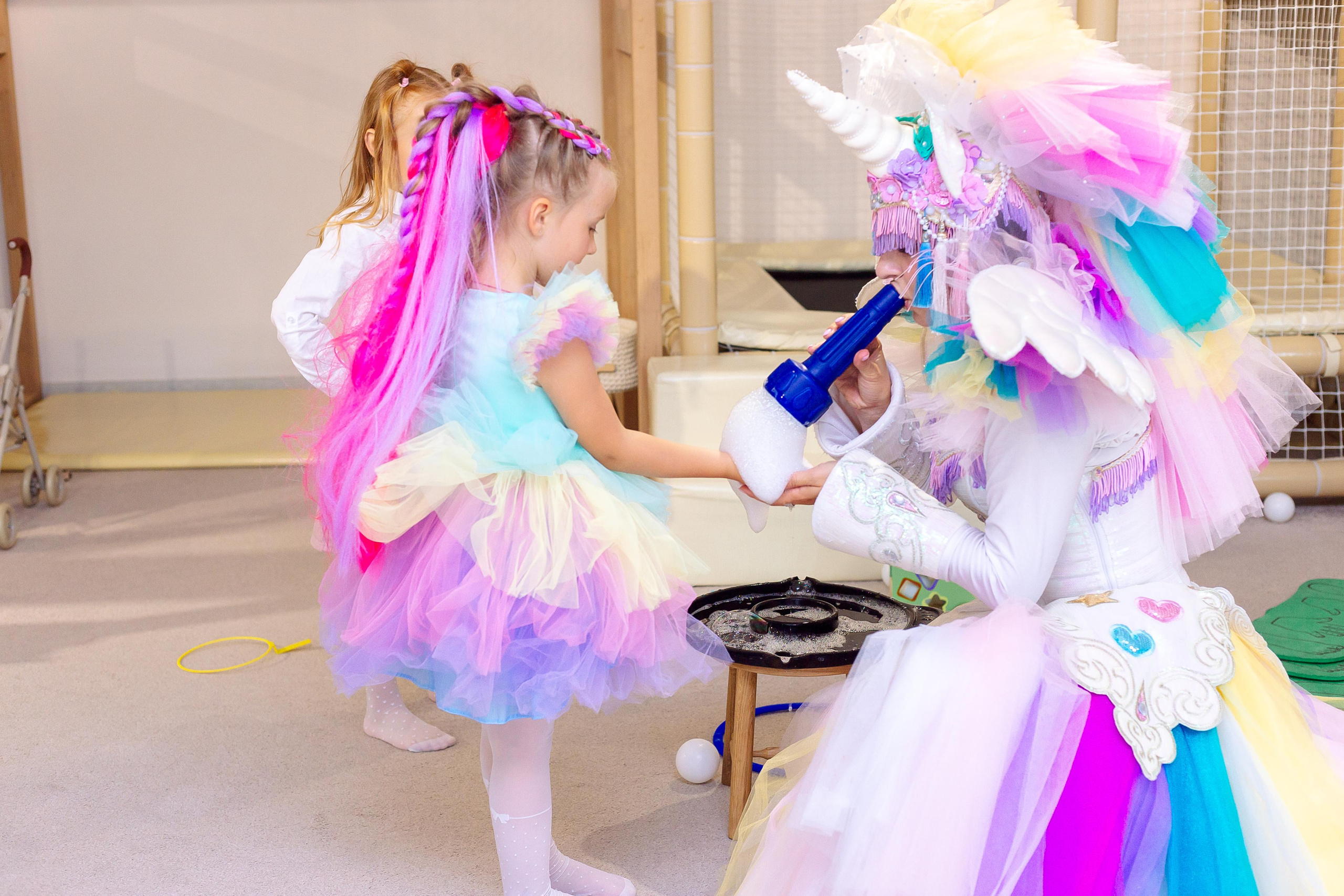 Вика в Пуговке. Семейный детский фотограф. Фотосессия в Минске