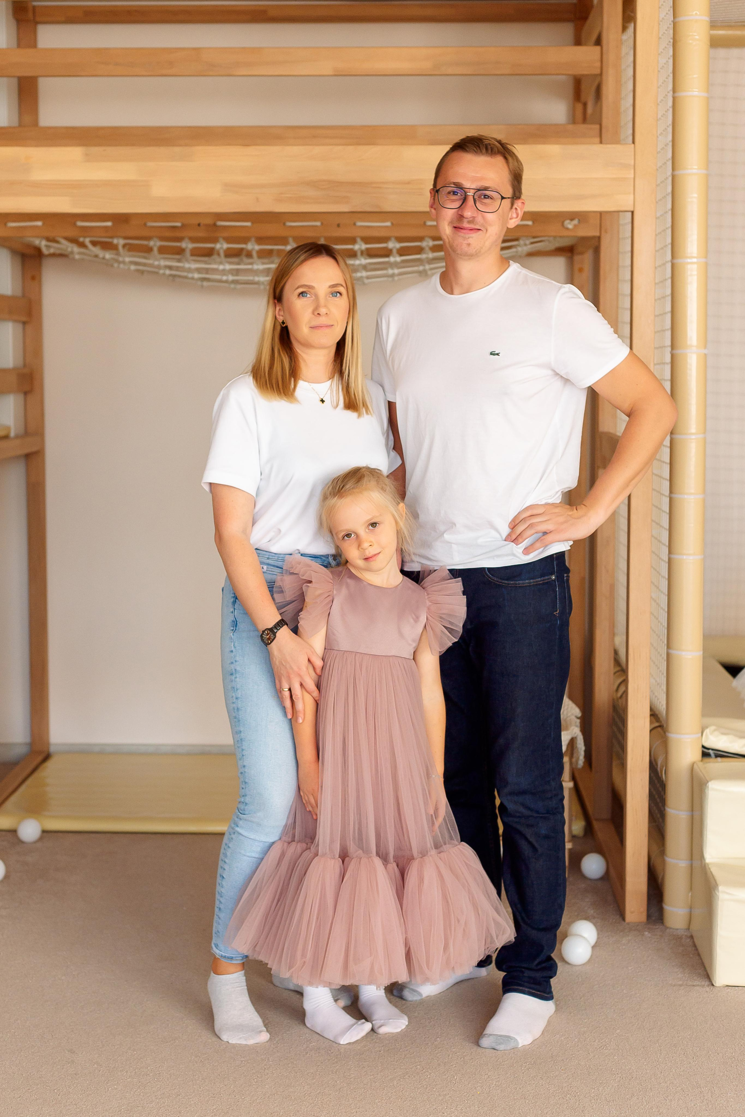 Нина в Пуговке. Семейный детский фотограф. Фотосессия в Минске